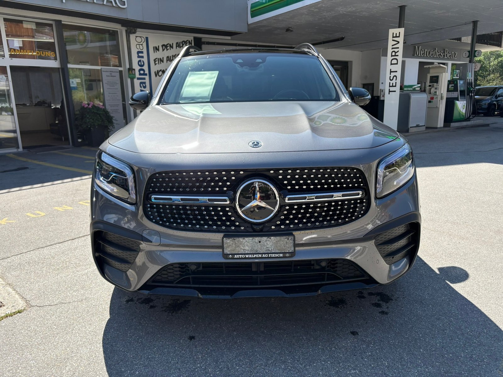 MERCEDES-BENZ GLB 250 4Matic 8G-Tronic, Mild-Hybrid Benzin/Elektro, Occasion / Gebraucht, Automatik - 2