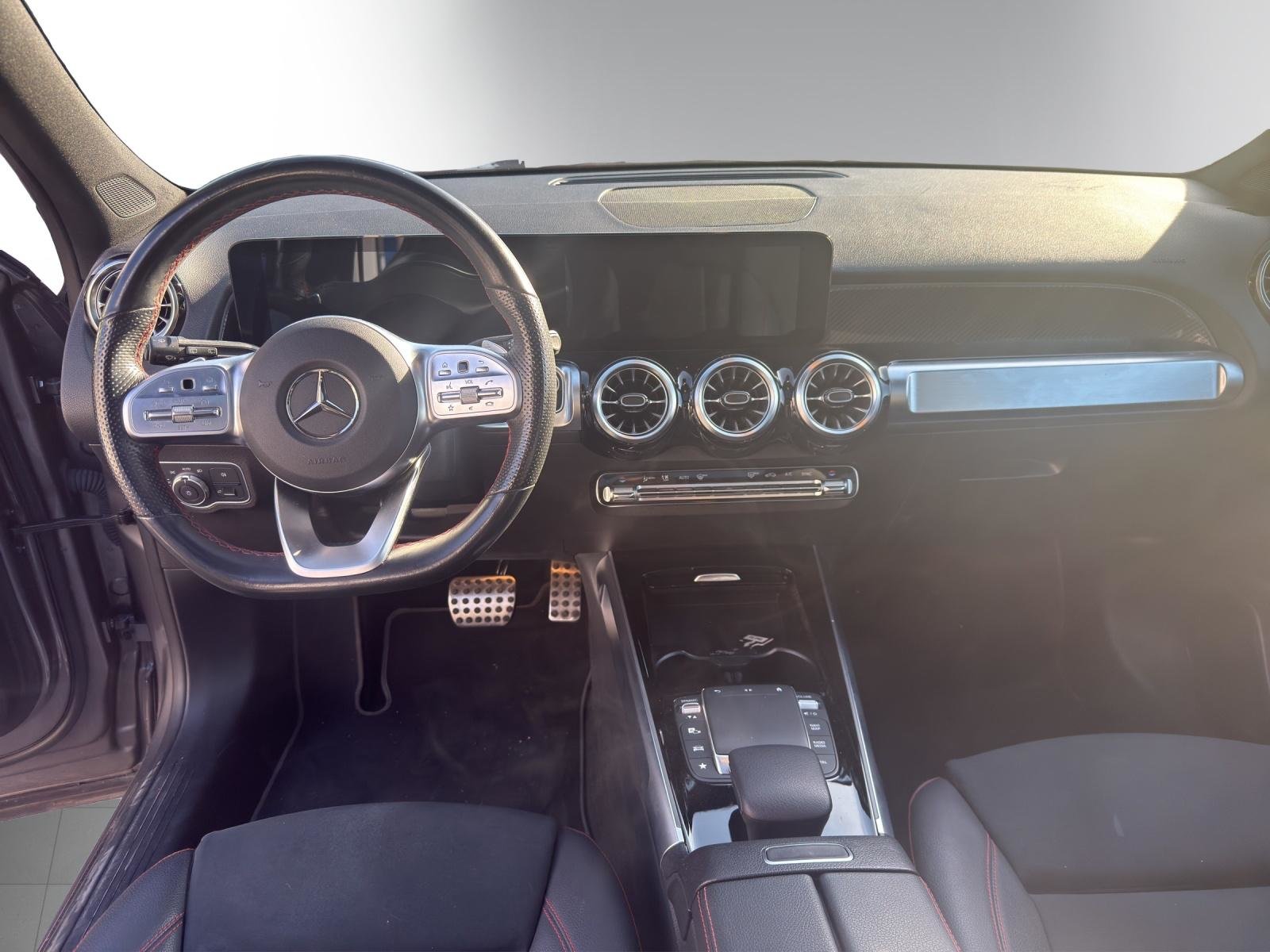MERCEDES-BENZ GLB 250 AMG Line 8G-Tronic, Benzin, Occasion / Gebraucht, Automatik - 6