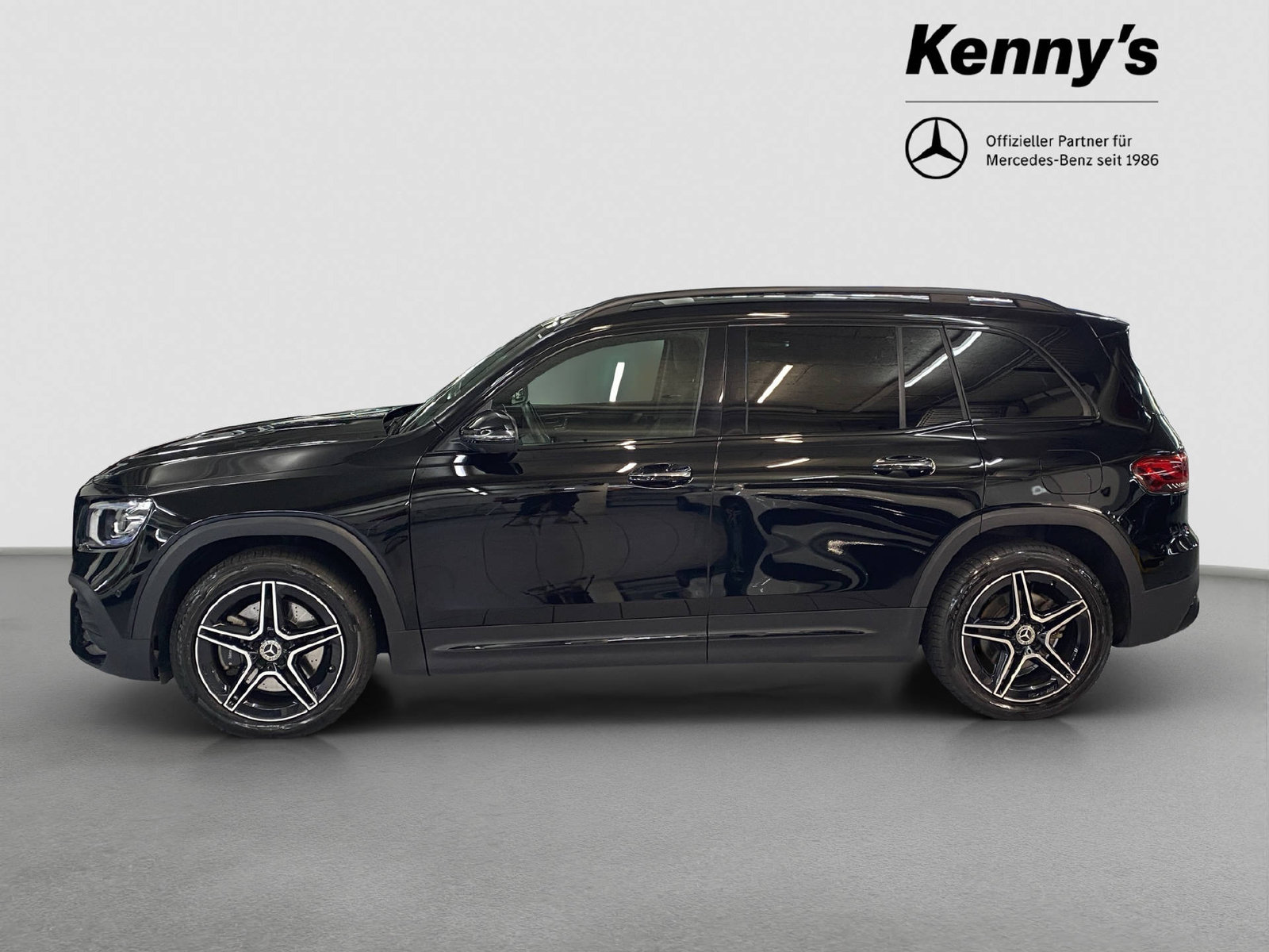 MERCEDES-BENZ GLB 250 AMG Line 4MATIC, Benzin, Occasion / Gebraucht, Automatik - 3