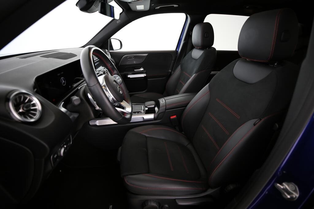 MERCEDES-BENZ GLB 250 AMG Line 4matic, Benzin, Occasion / Gebraucht, Automatik - 4