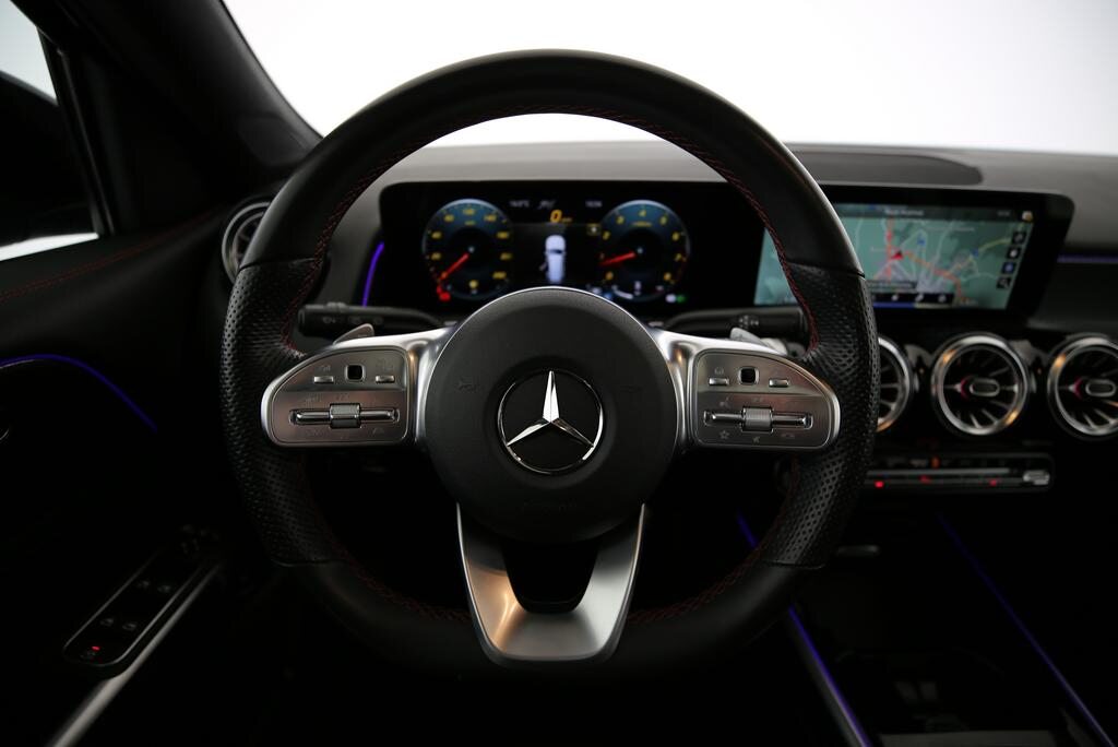 MERCEDES-BENZ GLB 250 AMG Line 4matic, Benzin, Occasion / Gebraucht, Automatik - 6