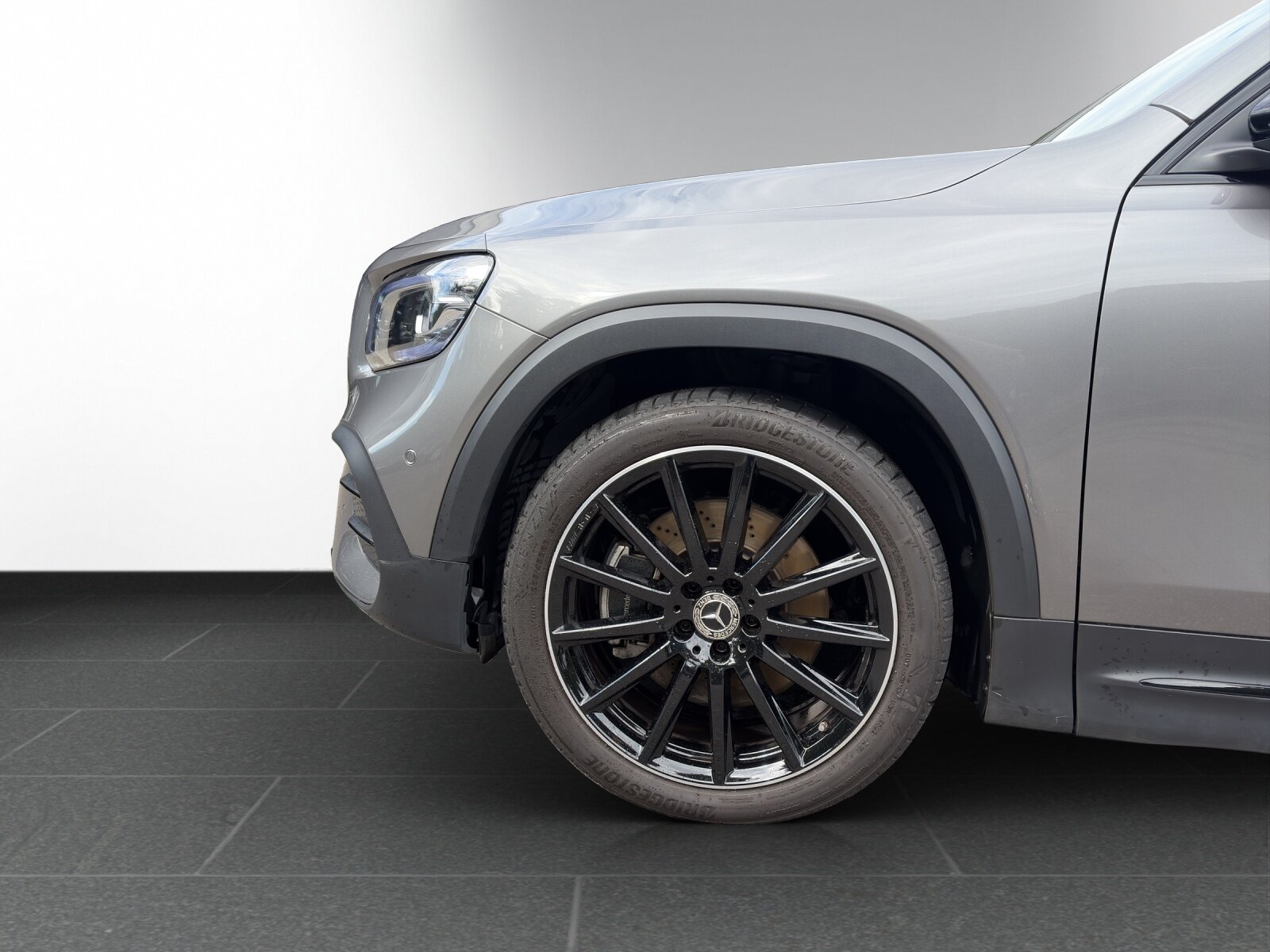 MERCEDES-BENZ GLB 250 4Matic 8G-Tronic, Hybride Léger Essence/Électricité, Occasion / Utilisé, Automatique - 4