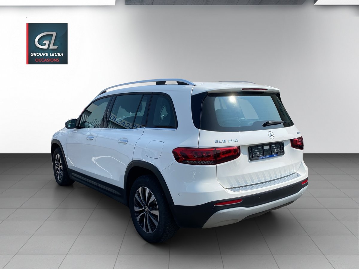 MERCEDES-BENZ GLB 250 Style 4 MATIC, Benzina, Occasioni / Usate, Automatico - 4