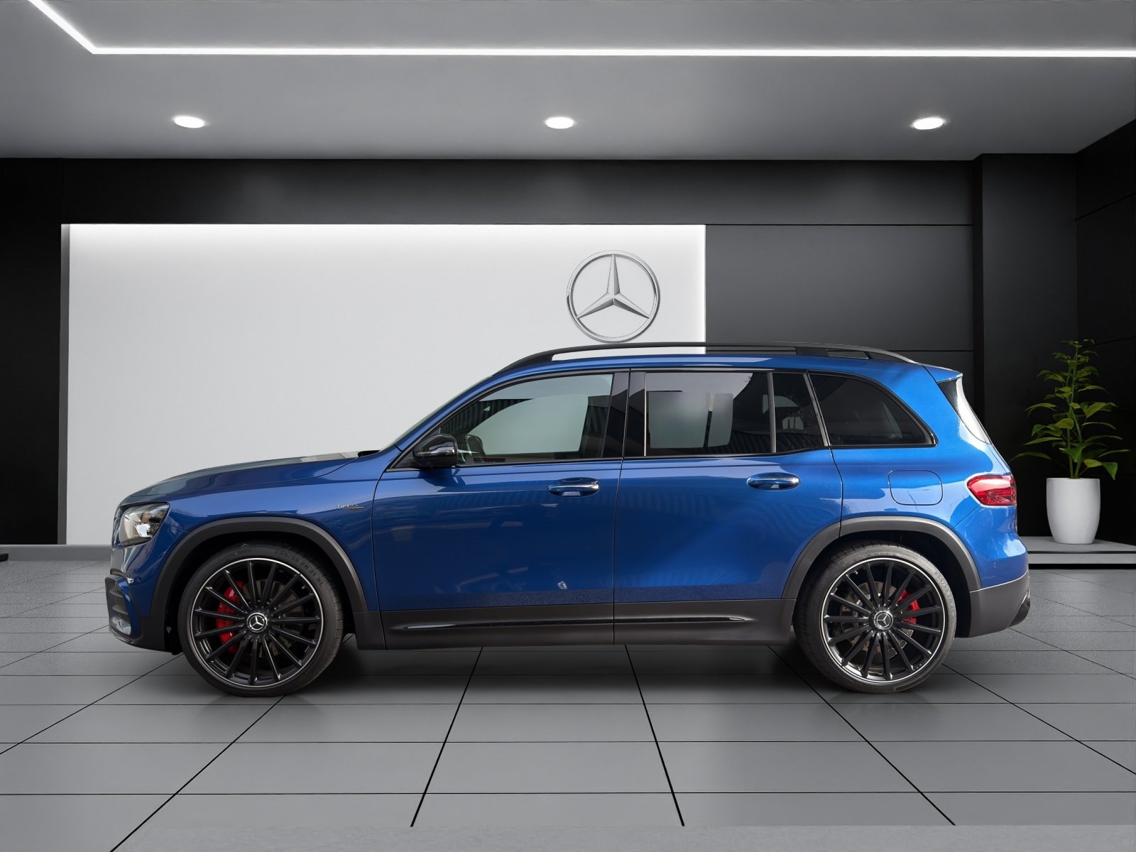 MERCEDES-BENZ GLB AMG 35 4Matic 8G-Tronic, Mild-Hybrid Petrol/Electric, New car, Automatic - 3