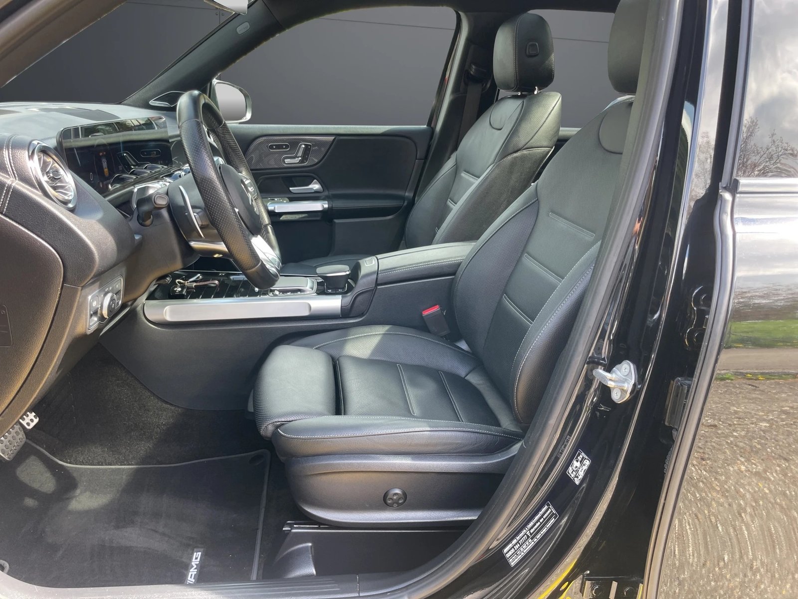 MERCEDES-BENZ GLB 35 AMG 4Matic 8G-Tronic, Essence, Occasion / Utilisé, Automatique - 7