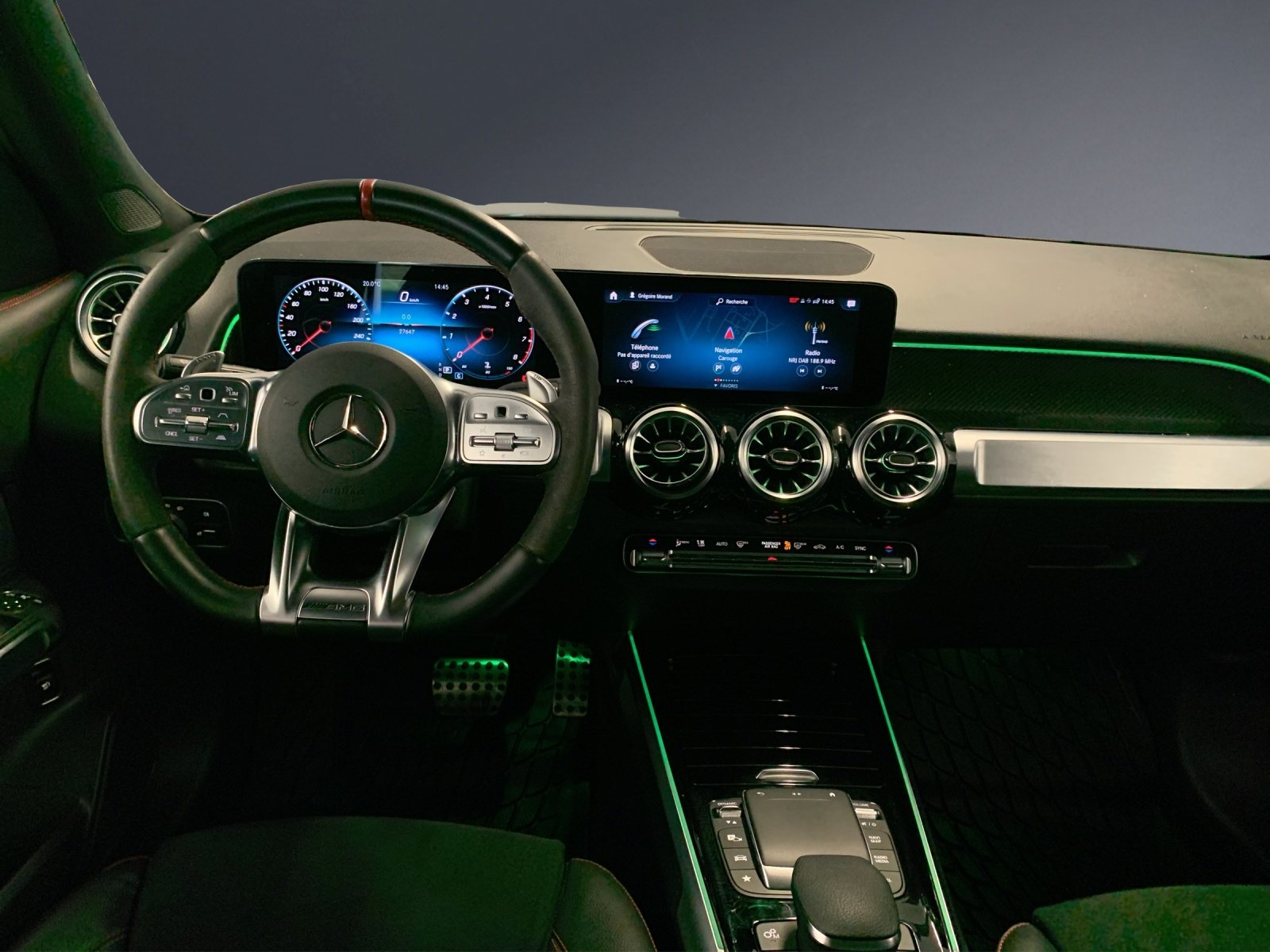 MERCEDES-BENZ GLB 35 AMG 4 MATIC, Petrol, Second hand / Used, Automatic - 7