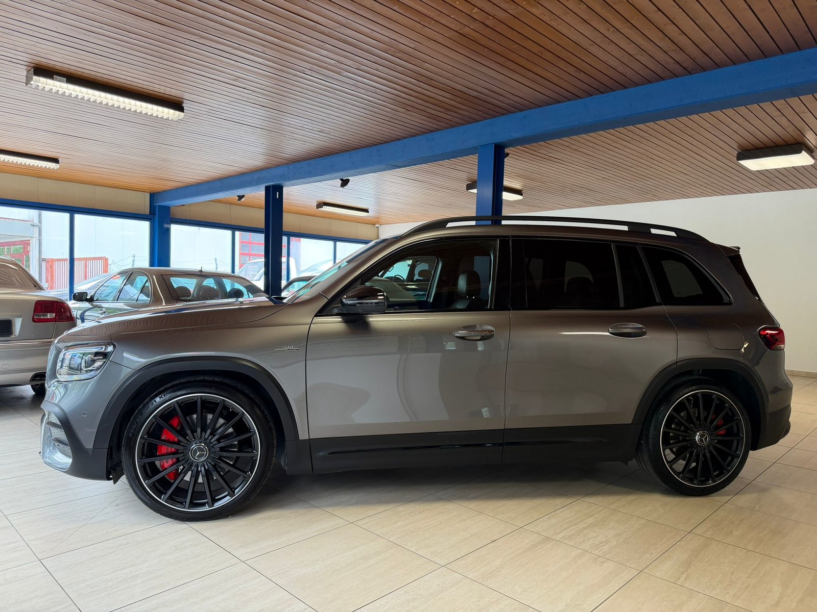 MERCEDES-BENZ GLB 35 AMG 4Matic 8G-Tronic, Benzin, Occasion / Gebraucht, Automatik - 5