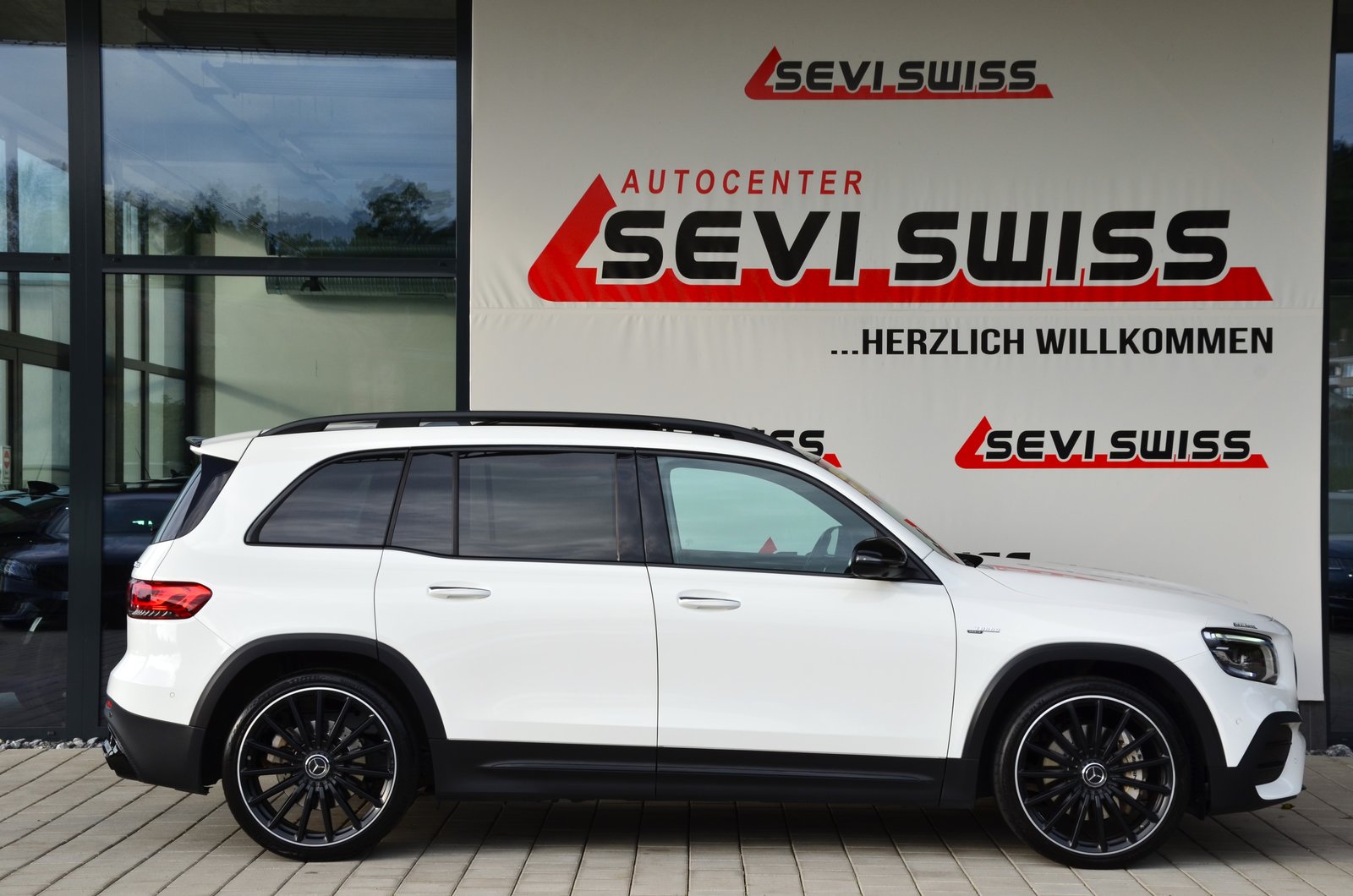 MERCEDES-BENZ GLB 35 AMG 4Matic 8 G-Tronic***Frisch ab MFK m, Essence, Occasion / Utilisé, Automatique - 3