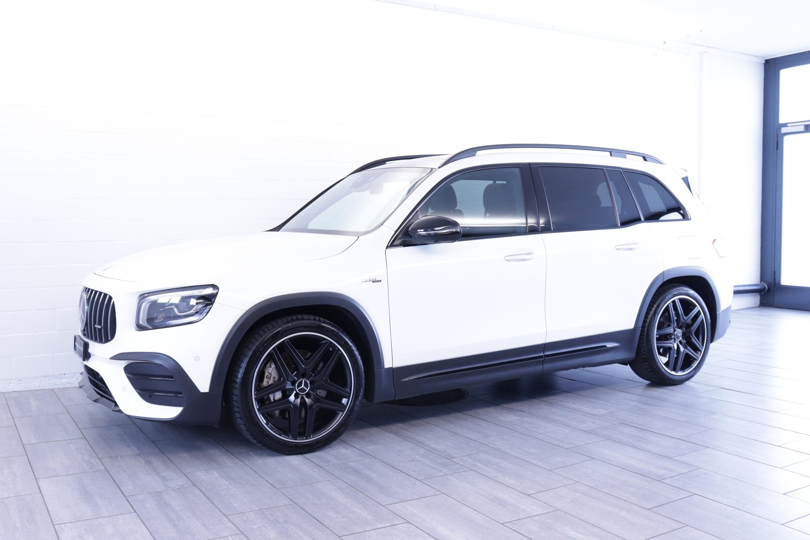 MERCEDES-BENZ GLB 35 AMG 4matic, Petrol, Second hand / Used, Automatic - 2