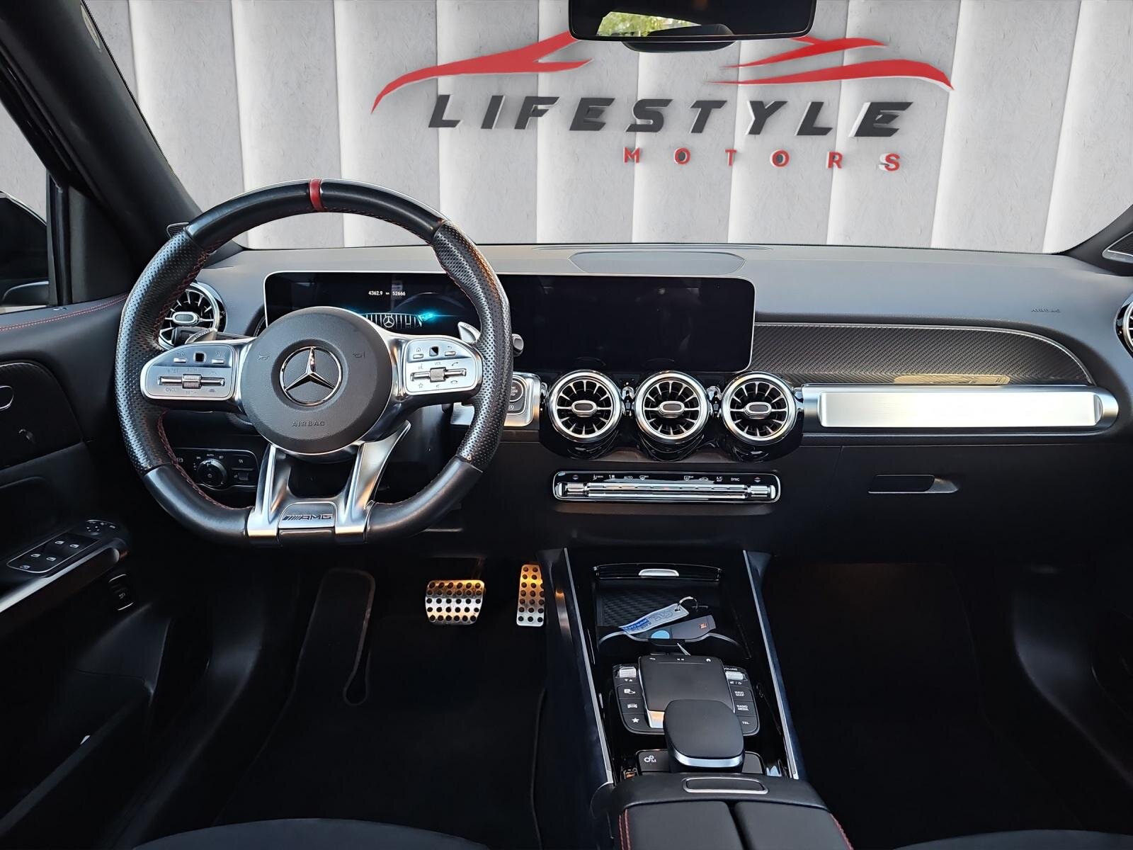 MERCEDES-BENZ GLB 35 AMG 4Matic 8G-Tronic, Benzin, Occasion / Gebraucht, Automatik - 5