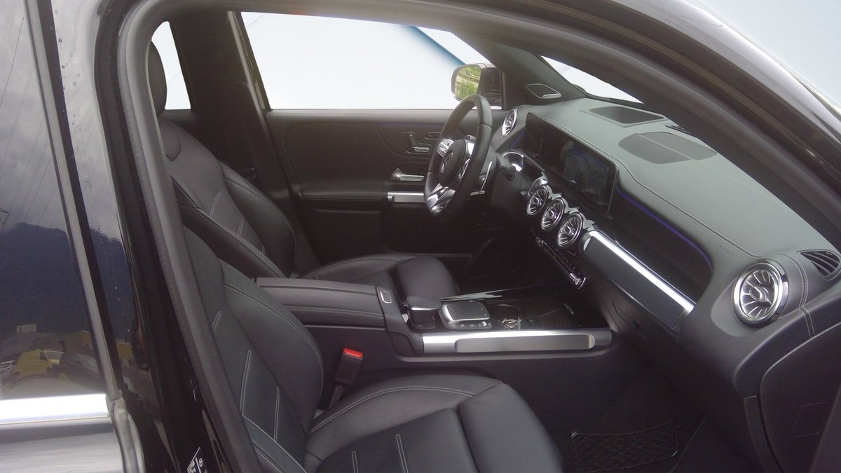 MERCEDES-BENZ GLB 35 AMG 4Matic 8G-Tronic, Essence, Occasion / Utilisé, Automatique - 4