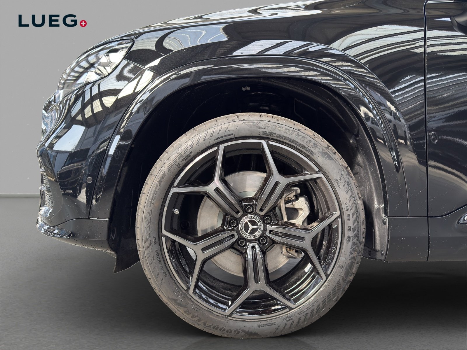 MERCEDES-BENZ GLB 350 4MATIC with EQ Technology, Elettrica, Auto dimostrativa, Automatico - 7