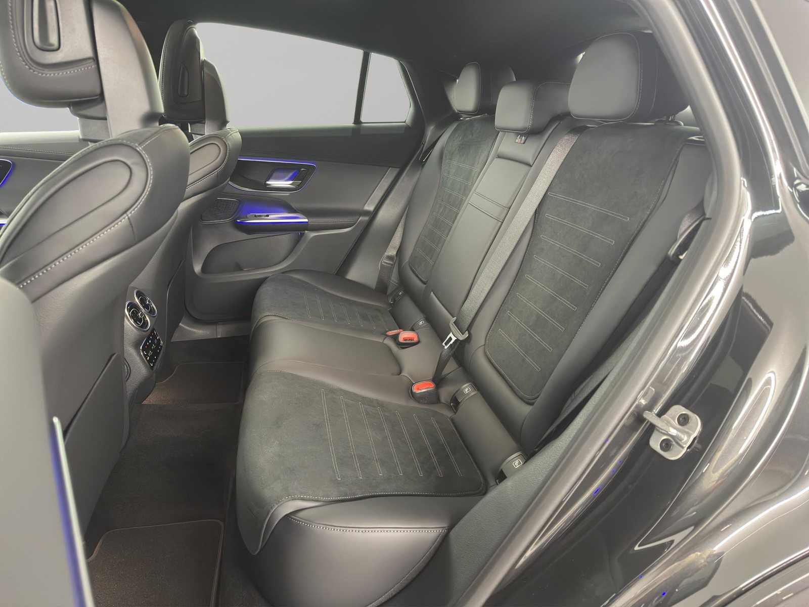 MERCEDES-BENZ GLC 200 AMG Line 4matic Coupé, Mild-Hybrid Petrol/Electric, New car, Automatic - 7