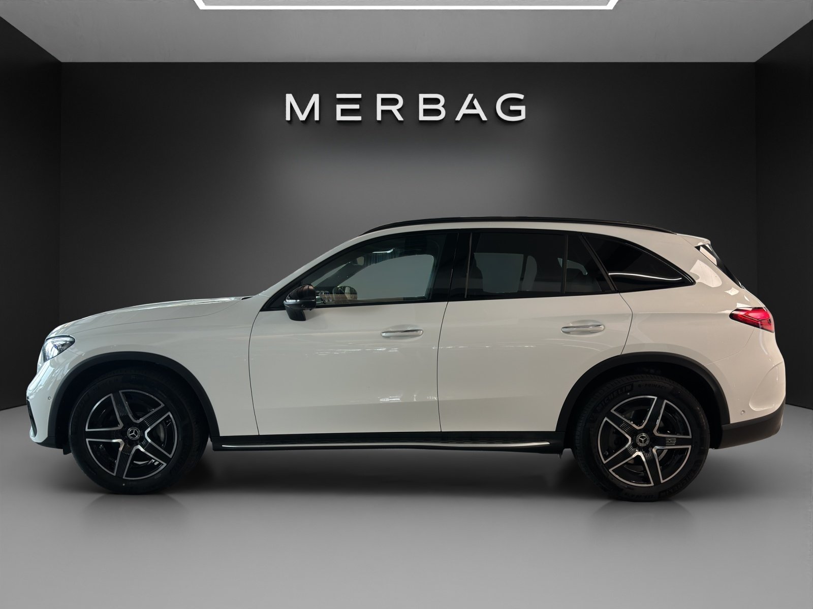 MERCEDES-BENZ GLC 200 4Matic 9G-Tronic, Mild-Hybrid Petrol/Electric, New car, Automatic - 3