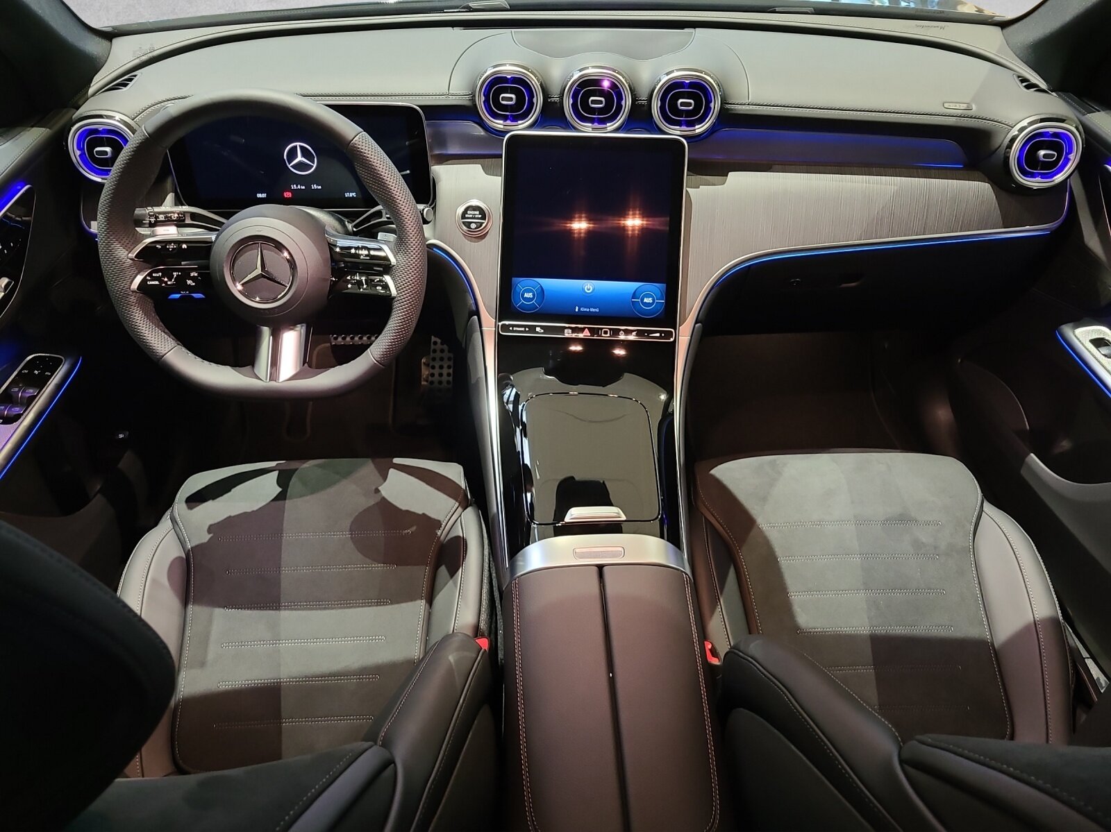 MERCEDES-BENZ GLC 200 AMG Line 4matic X254, Mild-Hybrid Petrol/Electric, New car, Automatic - 4