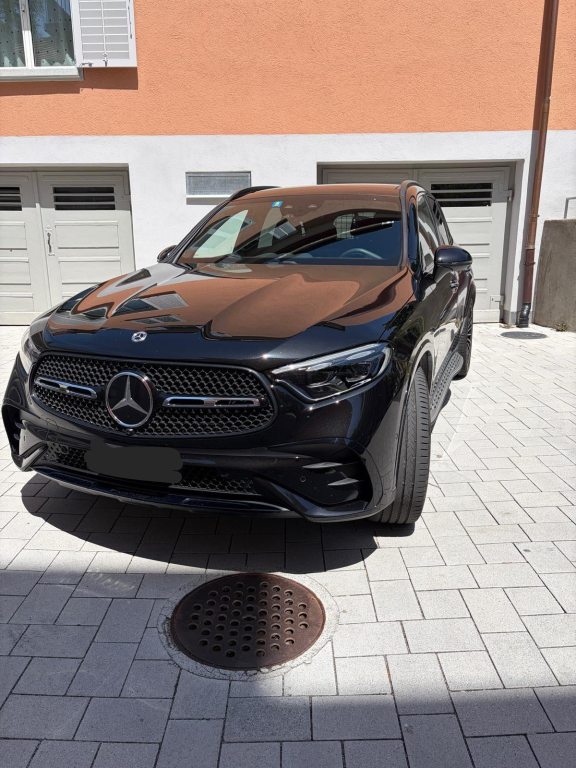 MERCEDES-BENZ GLC 200 AMG Line 4matic