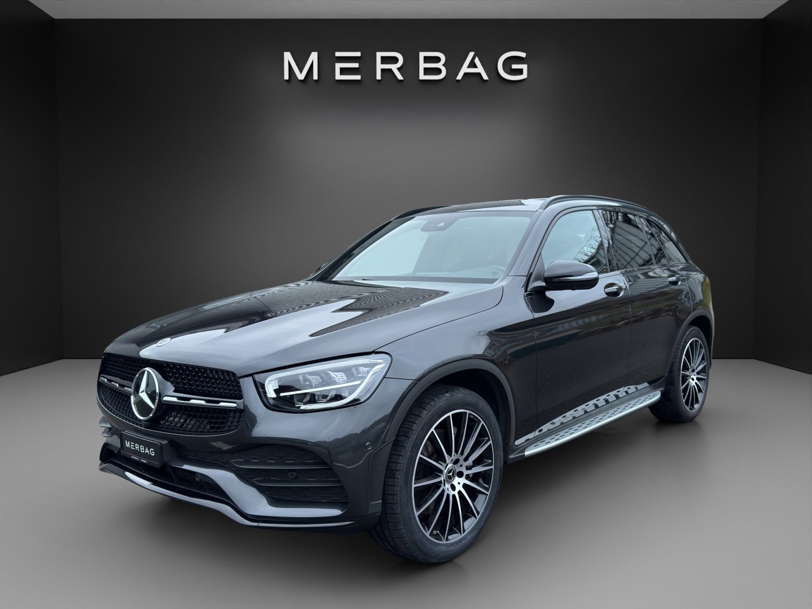 MERCEDES-BENZ GLC 200 AMG Line Plus 4M