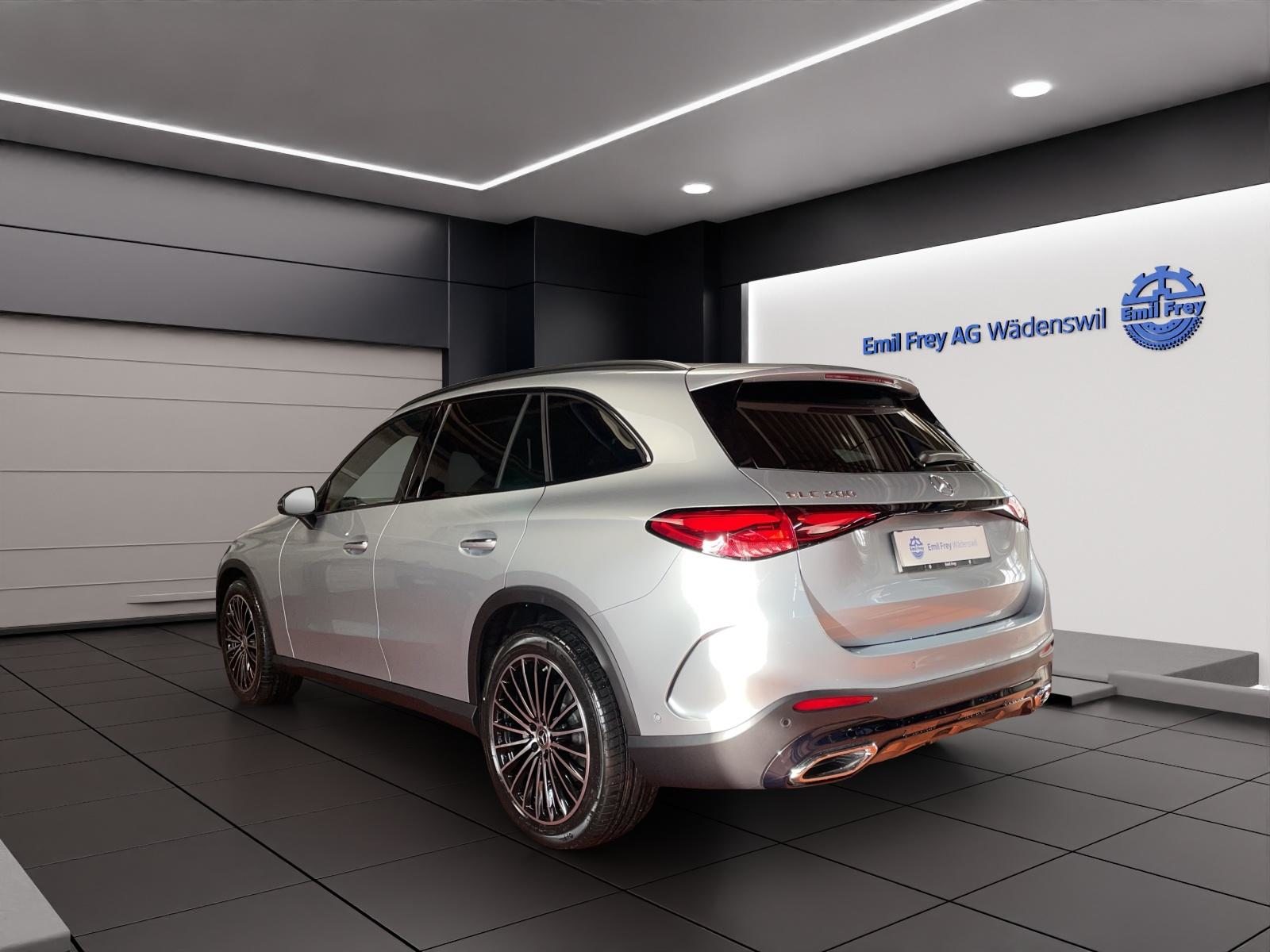 MERCEDES-BENZ GLC 200 4MATIC AMG Line, Mild-Hybrid Benzin/Elektro, Occasion / Gebraucht, Automatik - 4