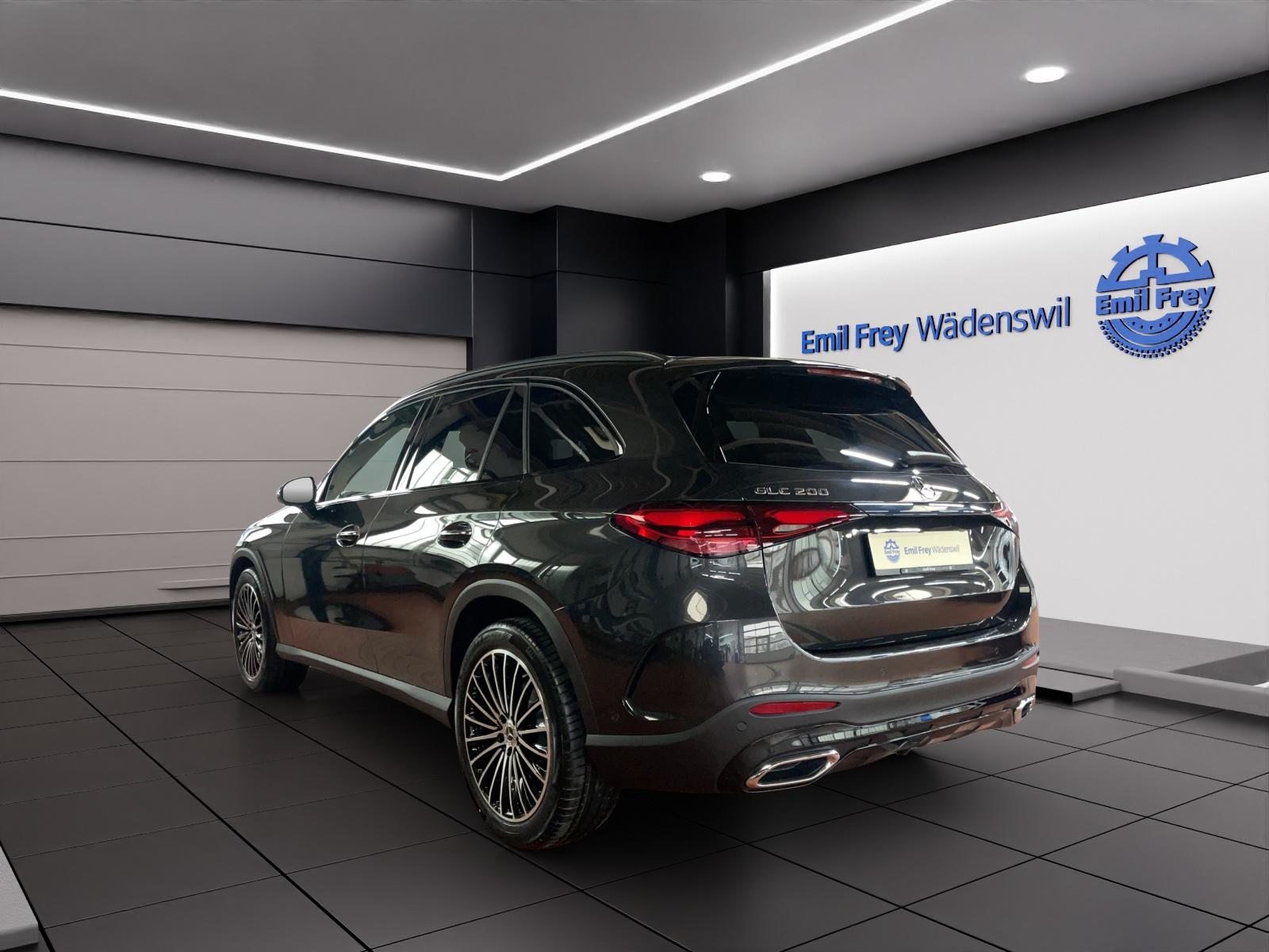 MERCEDES-BENZ GLC 200 4MATIC AMG Line, Mild-Hybrid Petrol/Electric, Second hand / Used, Automatic - 4