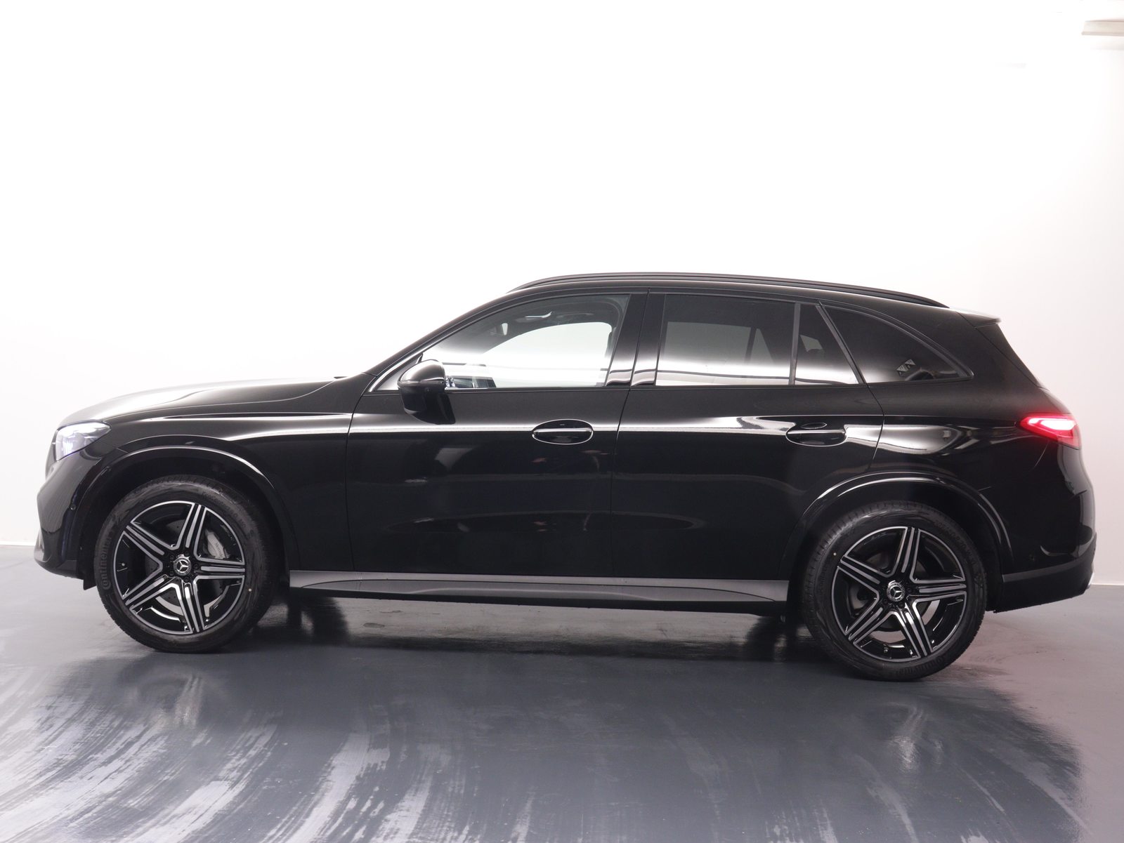 MERCEDES-BENZ GLC 200 AMG Line 4matic, Mild-Hybrid Benzin/Elektro, Occasion / Gebraucht, Automatik - 3