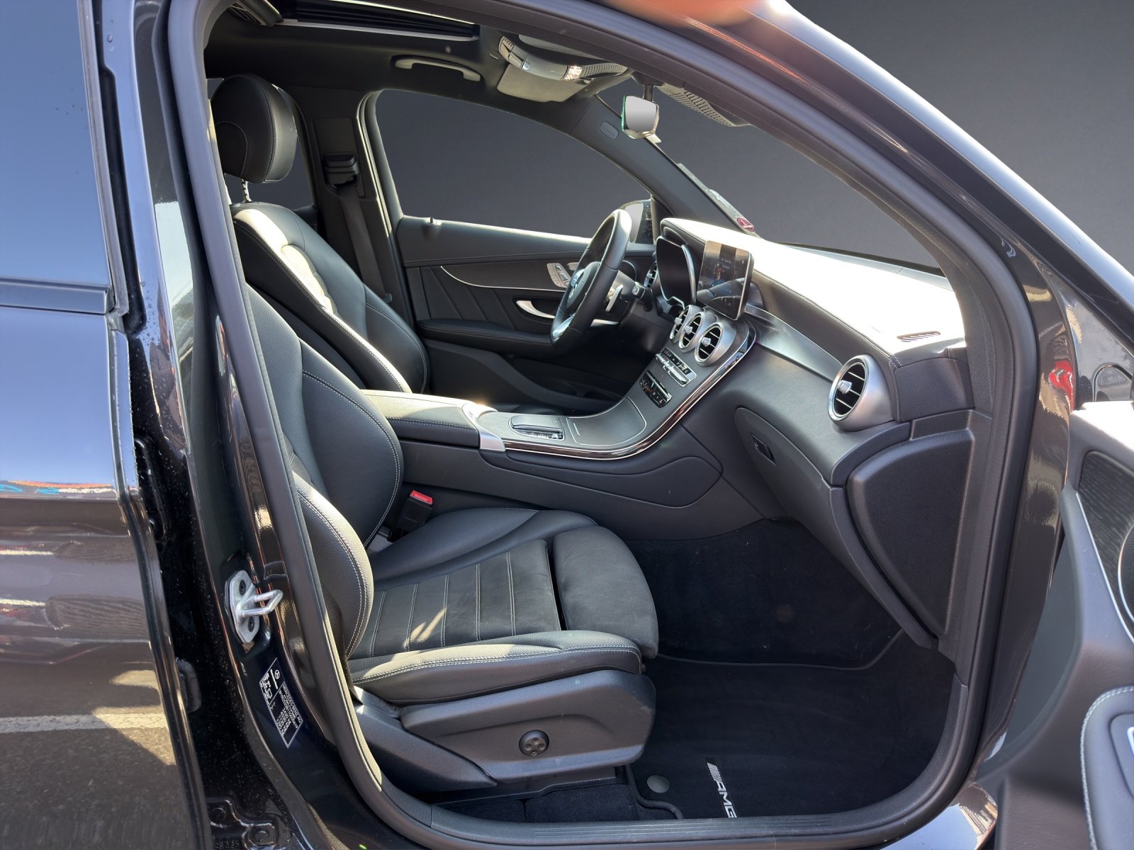 MERCEDES-BENZ GLC Coupé 200 AMG Line 4Matic 9G-Tronic, Mild-Hybrid Benzin/Elektro, Occasion / Gebraucht, Automatik - 7