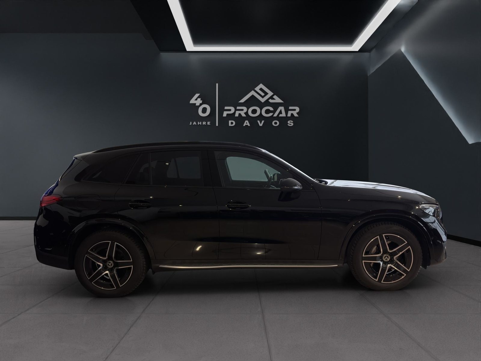 MERCEDES-BENZ GLC 200 AMG Line 4matic, Mild-Hybrid Benzin/Elektro, Occasion / Gebraucht, Automatik - 2