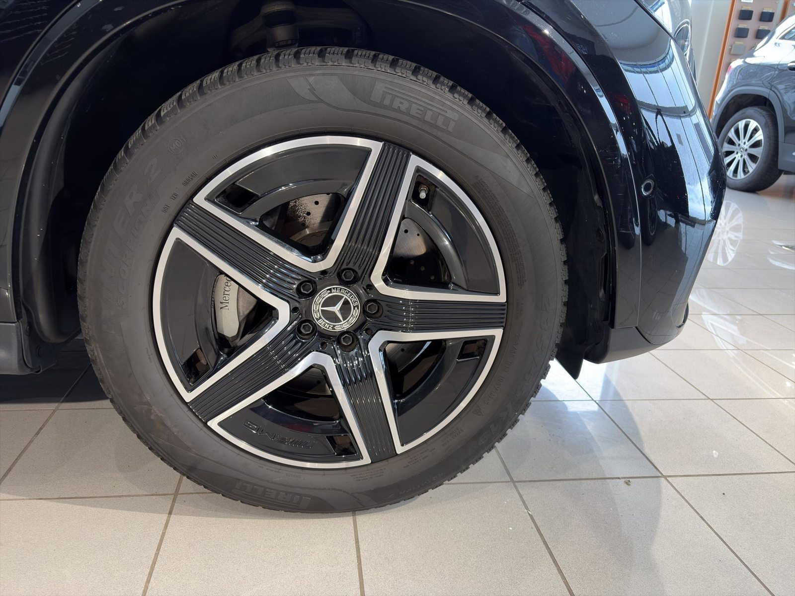 MERCEDES-BENZ GLC 200 AMG Line 4matic, Mild-Hybrid Benzin/Elektro, Occasion / Gebraucht, Automatik - 5