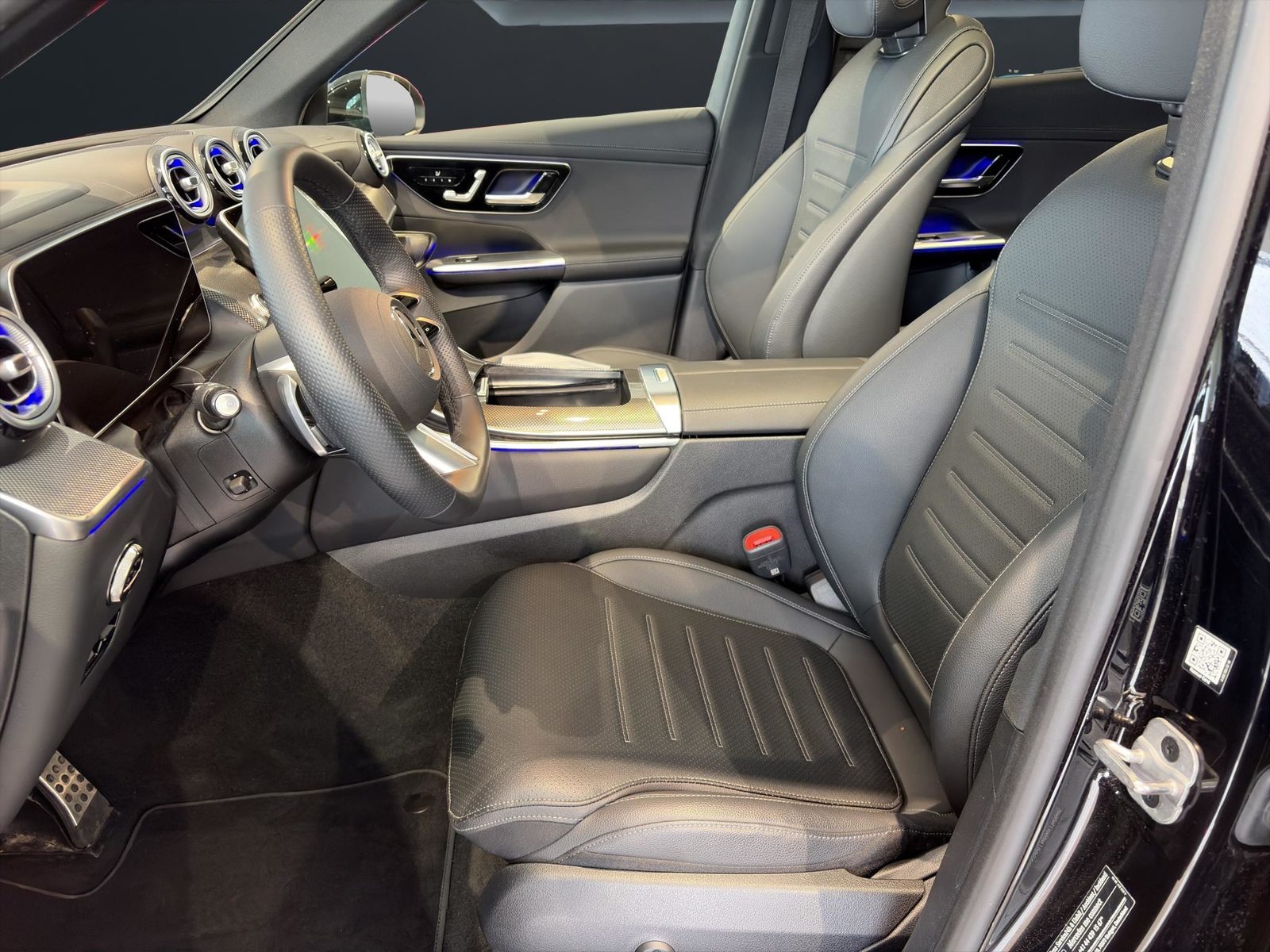 MERCEDES-BENZ GLC 200 AMG Line 4matic, Mild-Hybrid Benzin/Elektro, Occasion / Gebraucht, Automatik - 6