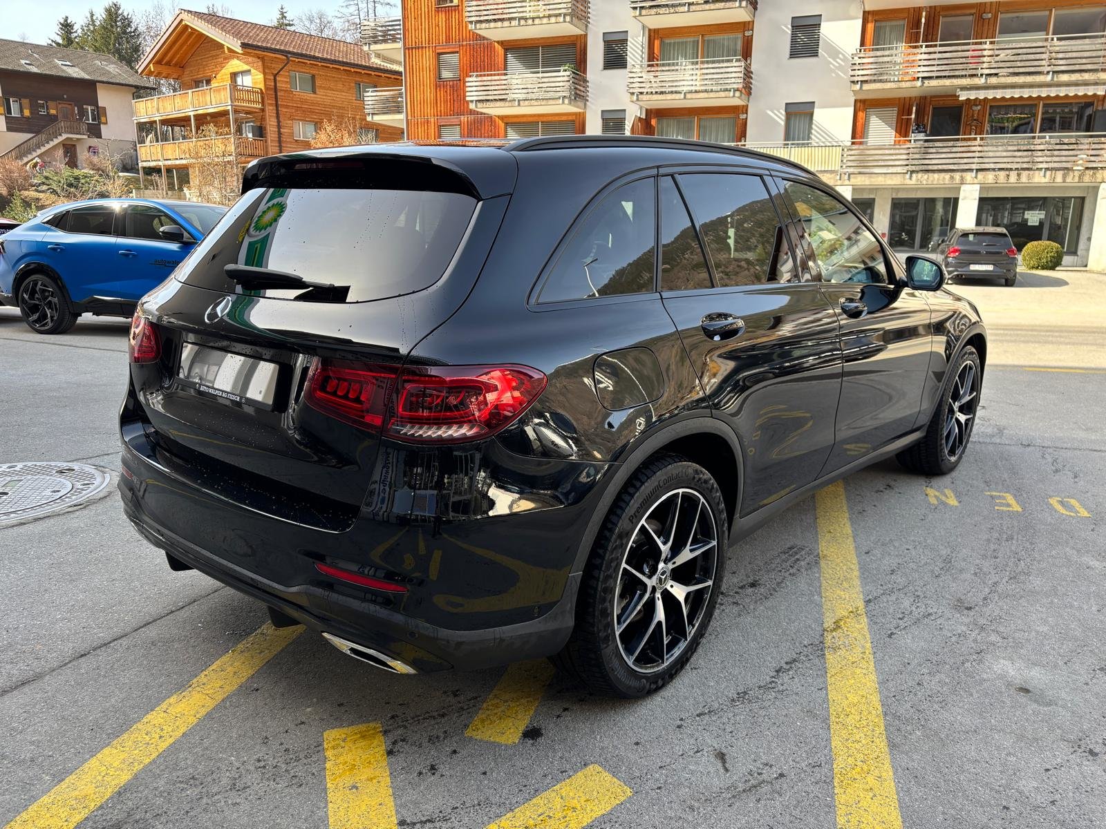 MERCEDES-BENZ GLC 200 AMG Line 4Matic, Mild-Hybrid Benzin/Elektro, Occasion / Gebraucht, Automatik - 3