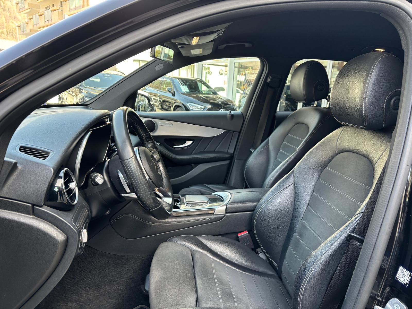 MERCEDES-BENZ GLC 200 AMG Line 4Matic, Mild-Hybrid Benzin/Elektro, Occasion / Gebraucht, Automatik - 6