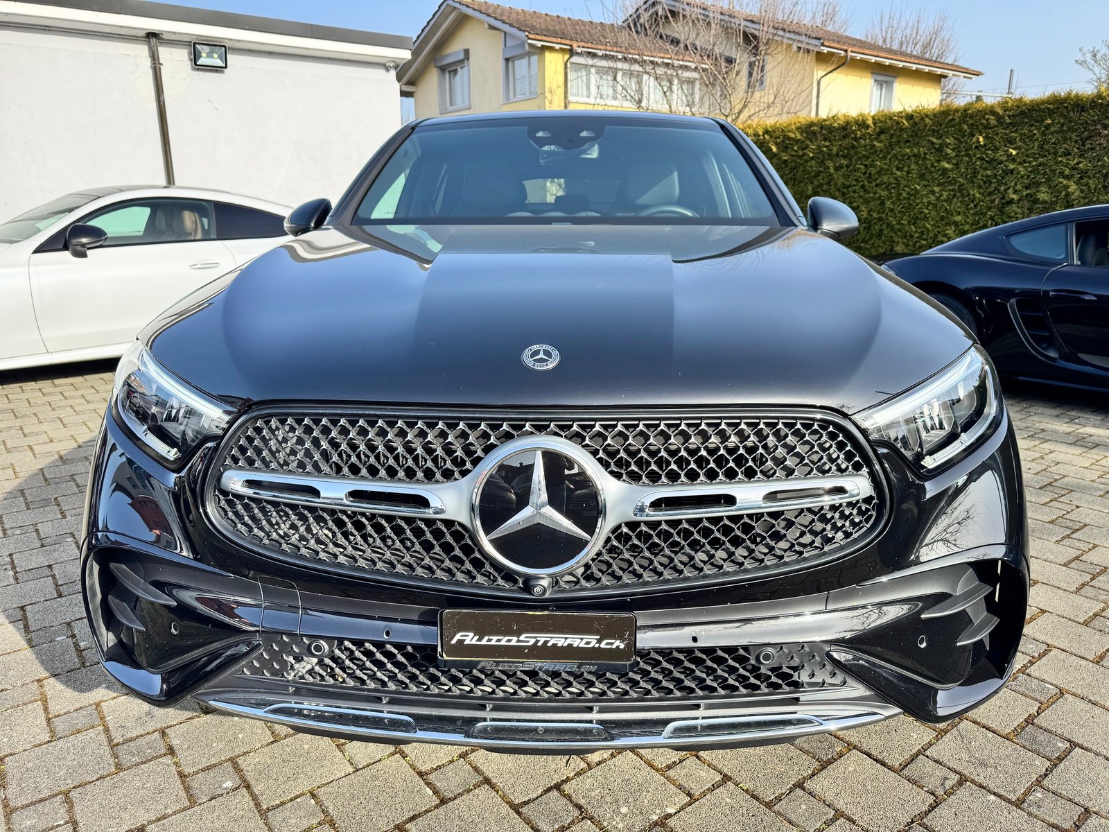 MERCEDES-BENZ GLC Coupé 200 AMG Line 4Matic 9G-Tronic, Mild-Hybrid Petrol/Electric, Second hand / Used, Automatic - 2