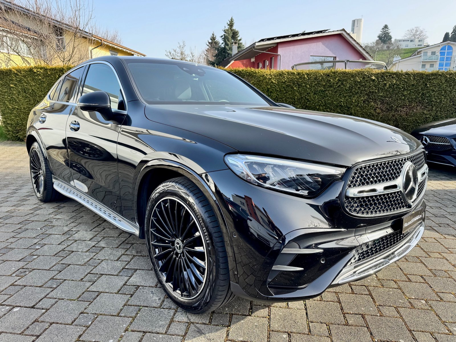 MERCEDES-BENZ GLC Coupé 200 AMG Line 4Matic 9G-Tronic, Mild-Hybrid Petrol/Electric, Second hand / Used, Automatic - 3