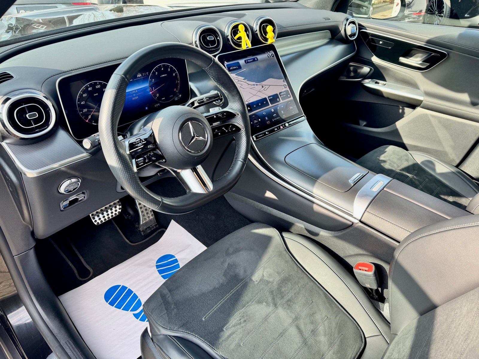 MERCEDES-BENZ GLC Coupé 200 AMG Line 4Matic 9G-Tronic, Mild-Hybrid Petrol/Electric, Second hand / Used, Automatic - 7