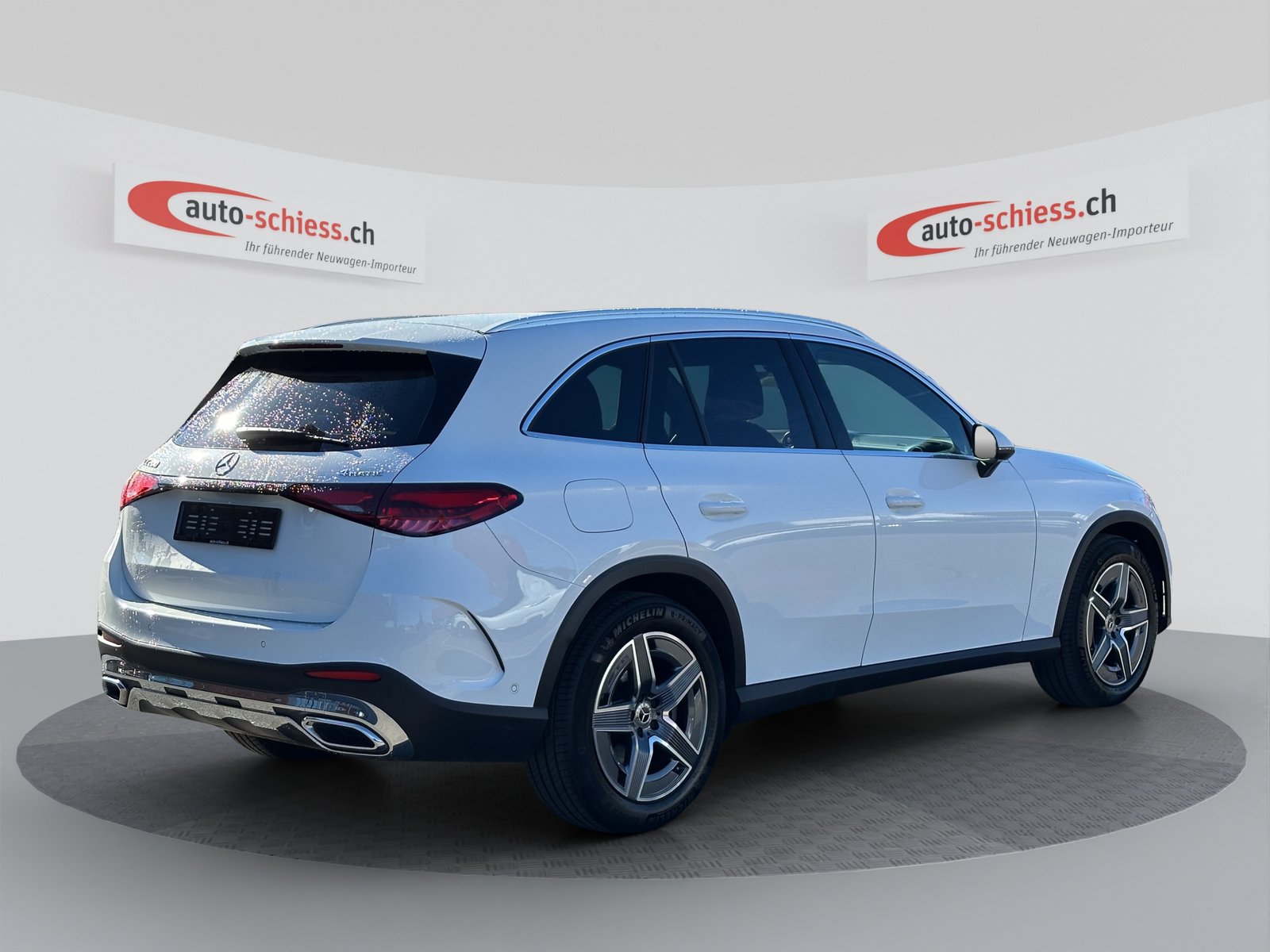 MERCEDES-BENZ GLC 200 4Matic AMG 9G-Tronic, Mild-Hybrid Petrol/Electric, Second hand / Used, Automatic - 5