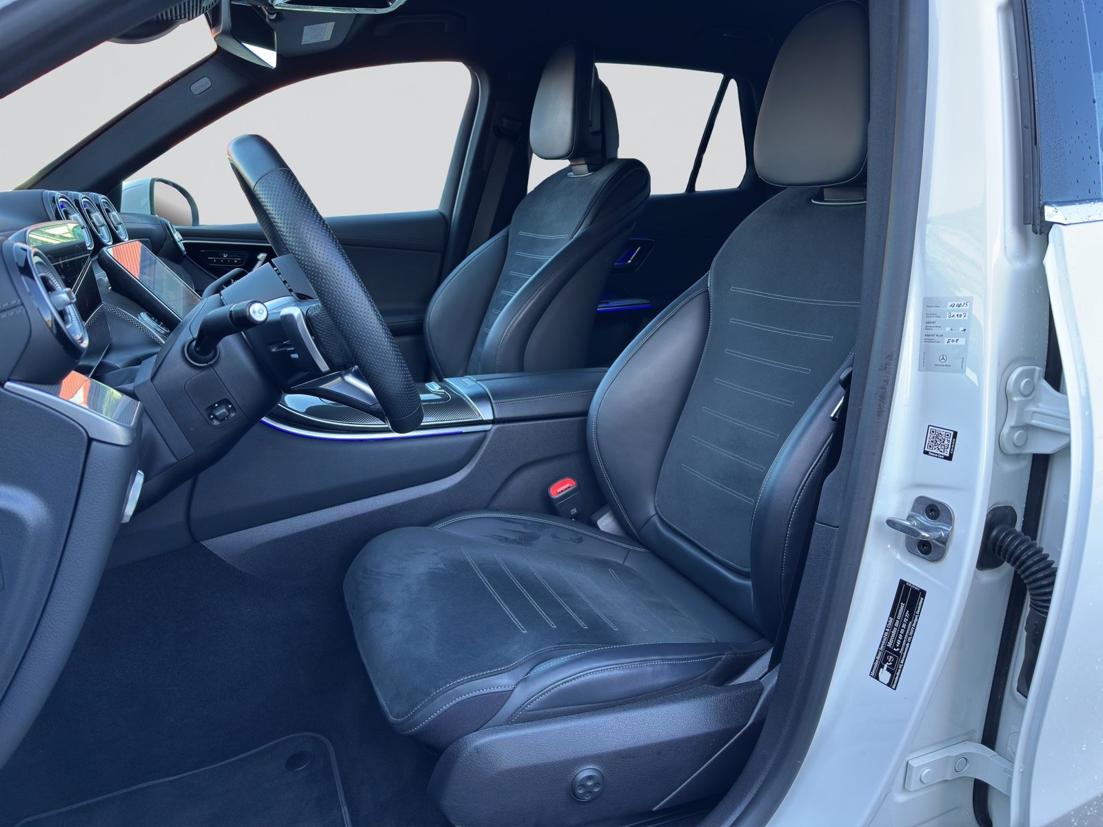 MERCEDES-BENZ GLC 200 4Matic AMG 9G-Tronic, Mild-Hybrid Petrol/Electric, Second hand / Used, Automatic - 6