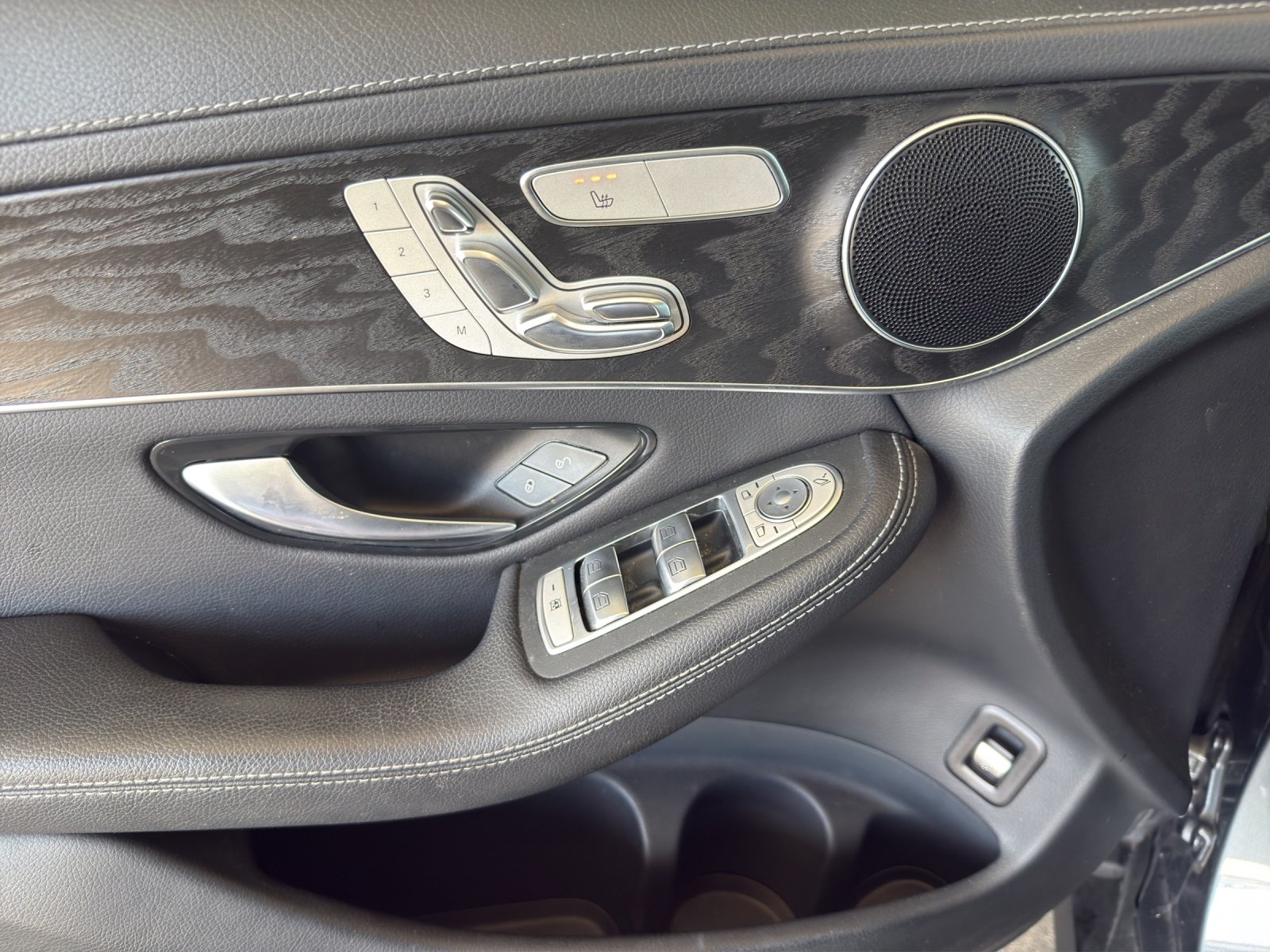 MERCEDES-BENZ GLC 200 4Matic, Mild-Hybrid Benzin/Elektro, Occasion / Gebraucht, Automatik - 7