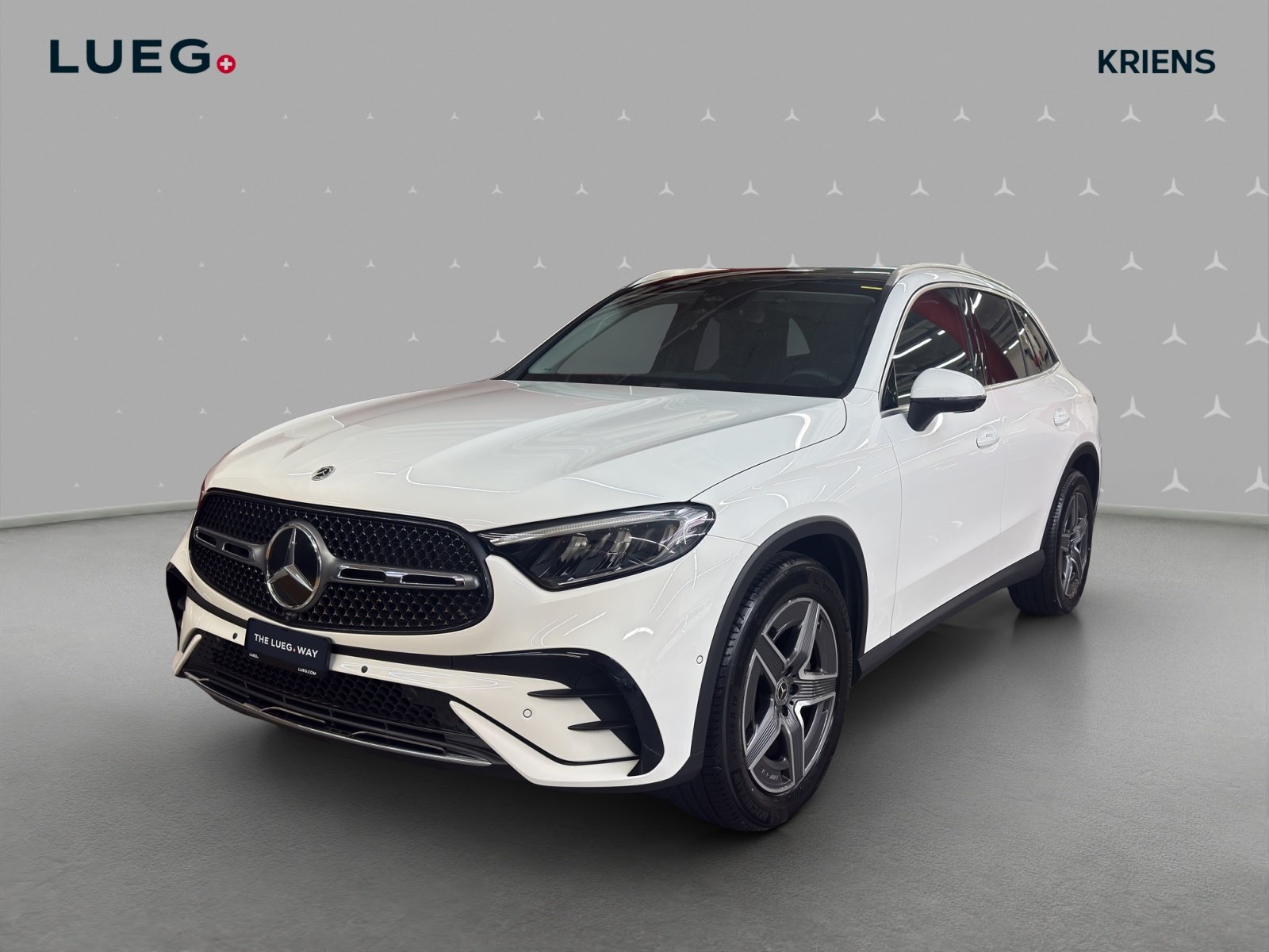 MERCEDES-BENZ GLC 200 4M - AMG / 360 Grad Kamera / Head-Up D