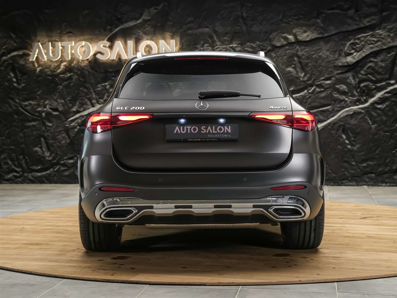 MERCEDES-BENZ GLC 200 AMG Line 4matic *Designo Magno*Panoram, Essence, Occasion / Utilisé, Automatique - 4