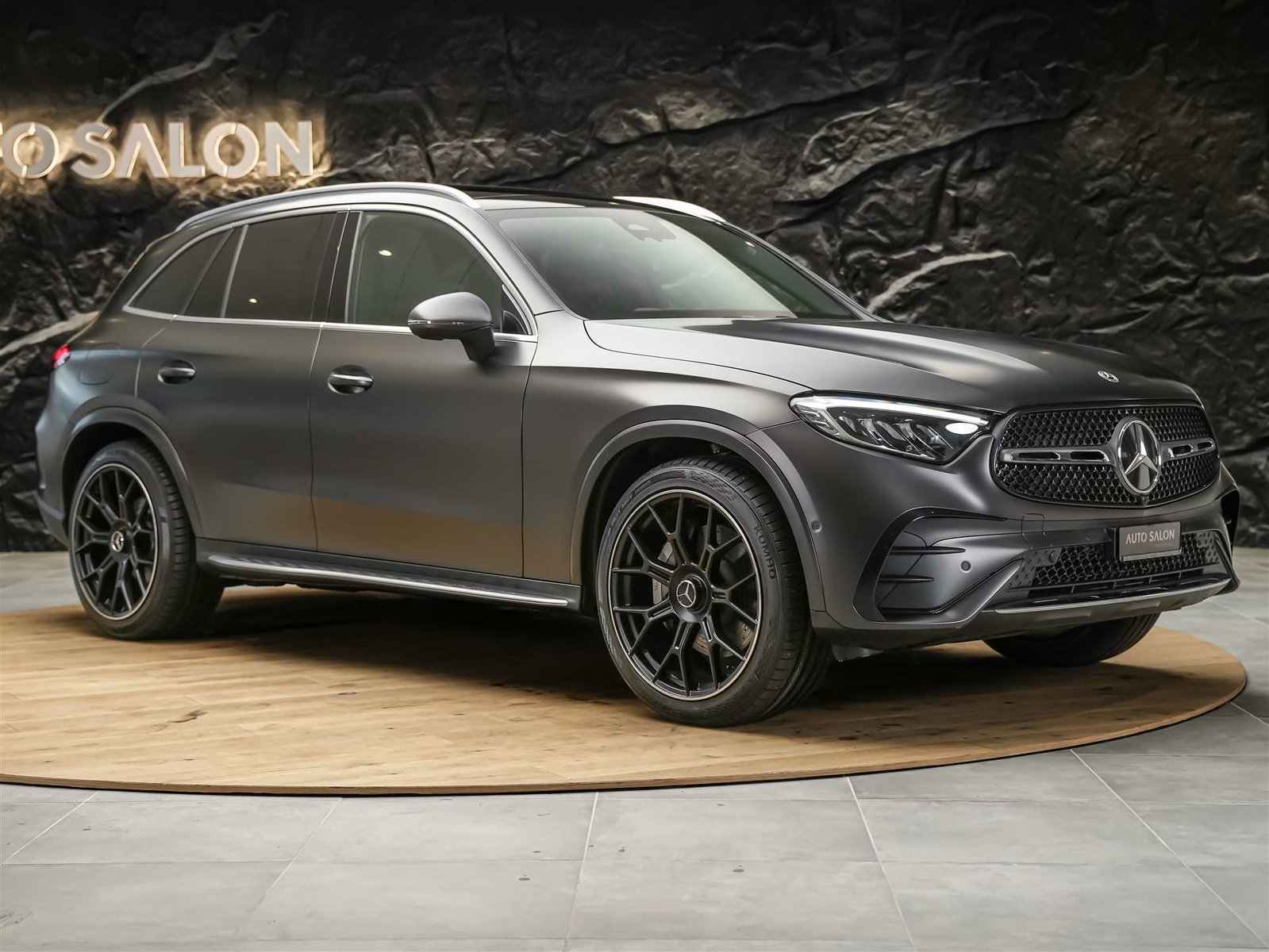 MERCEDES-BENZ GLC 200 AMG Line 4matic *Designo Magno*Panoram, Essence, Occasion / Utilisé, Automatique - 6