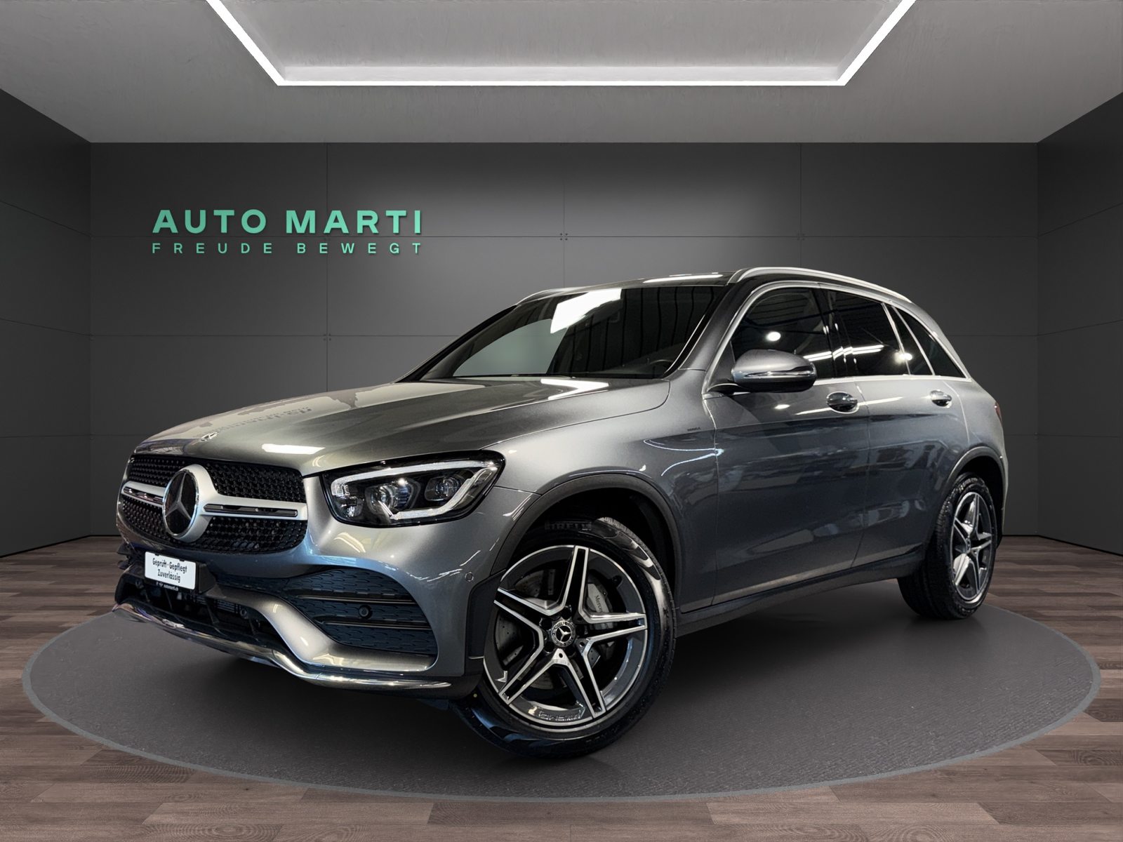 MERCEDES-BENZ GLC 200 AMG Line 4m