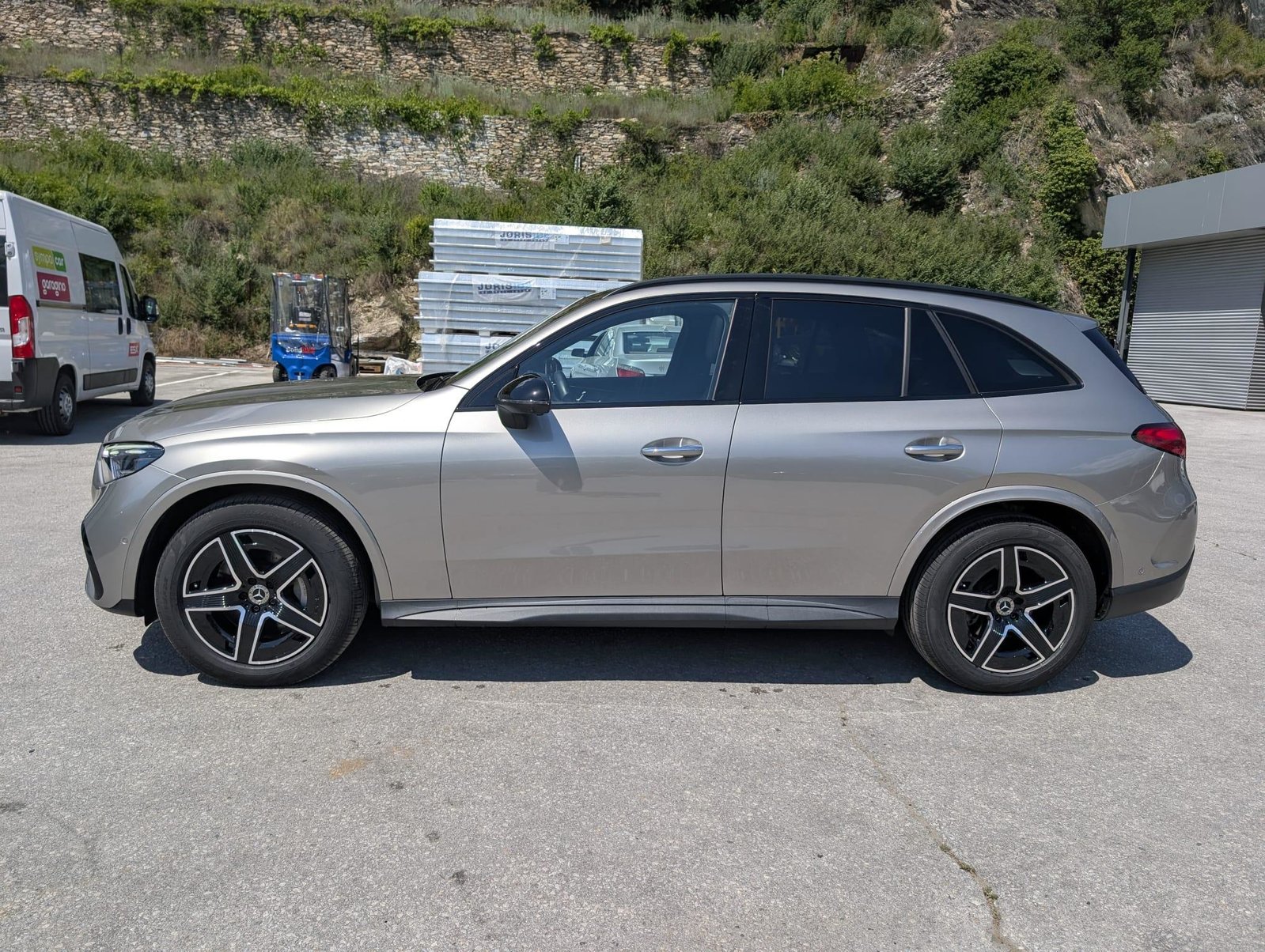 MERCEDES-BENZ GLC 200 4m, Mild-Hybrid Petrol/Electric, Second hand / Used, Automatic - 2