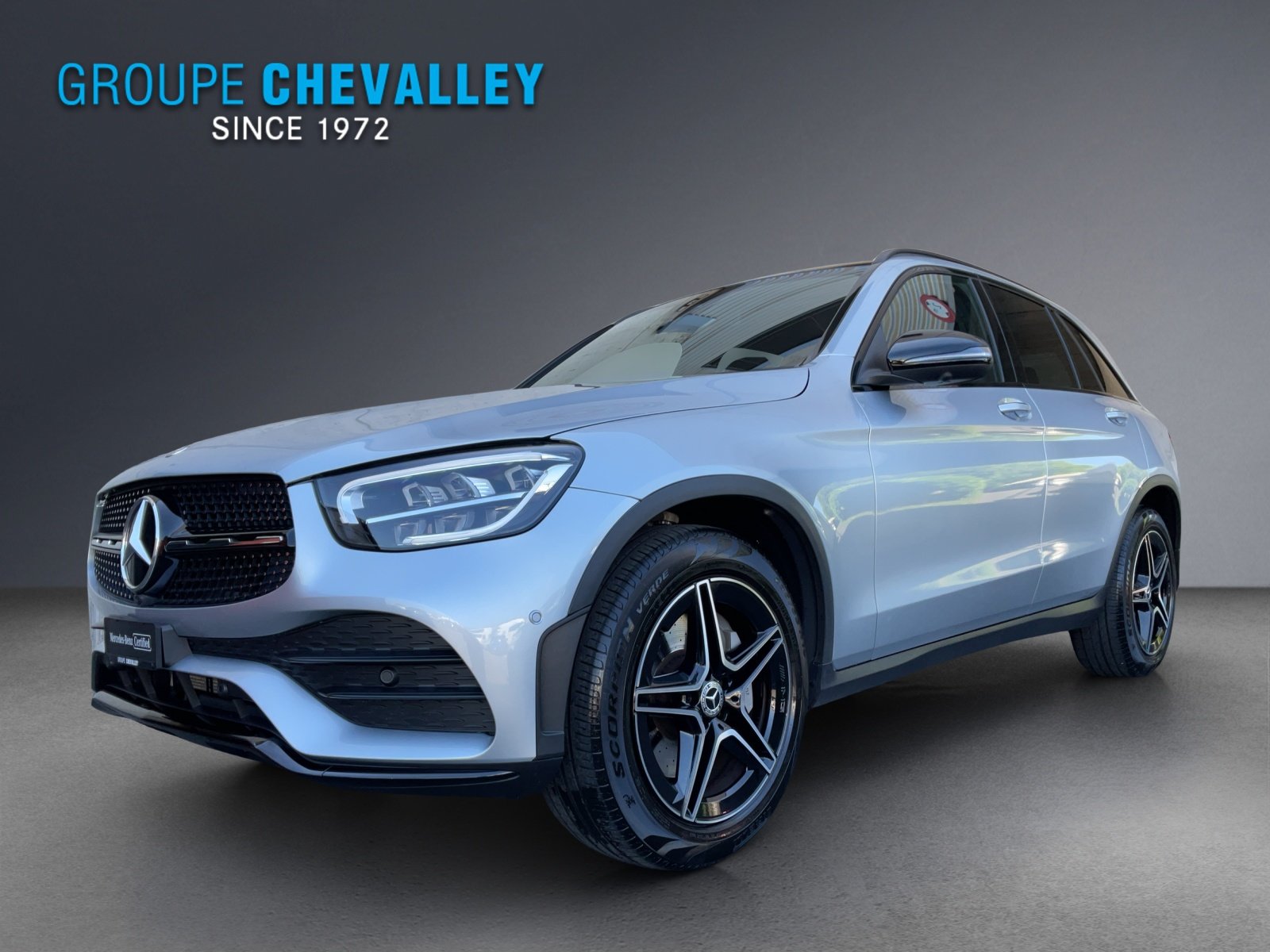 MERCEDES-BENZ GLC 200 AMG Line 4Matic