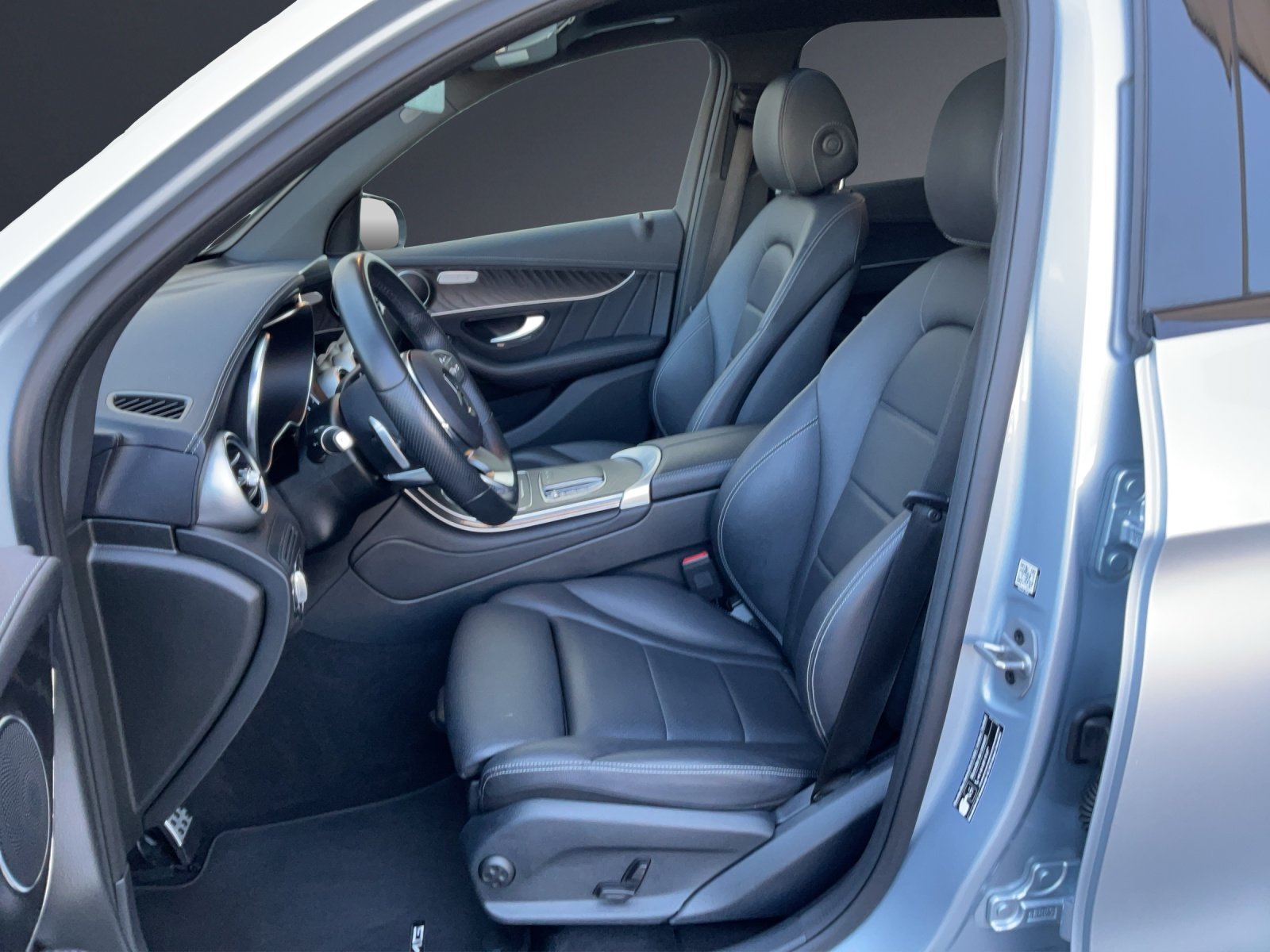 MERCEDES-BENZ GLC 200 AMG Line 4Matic, Mild-Hybrid Benzin/Elektro, Occasion / Gebraucht, Automatik - 7