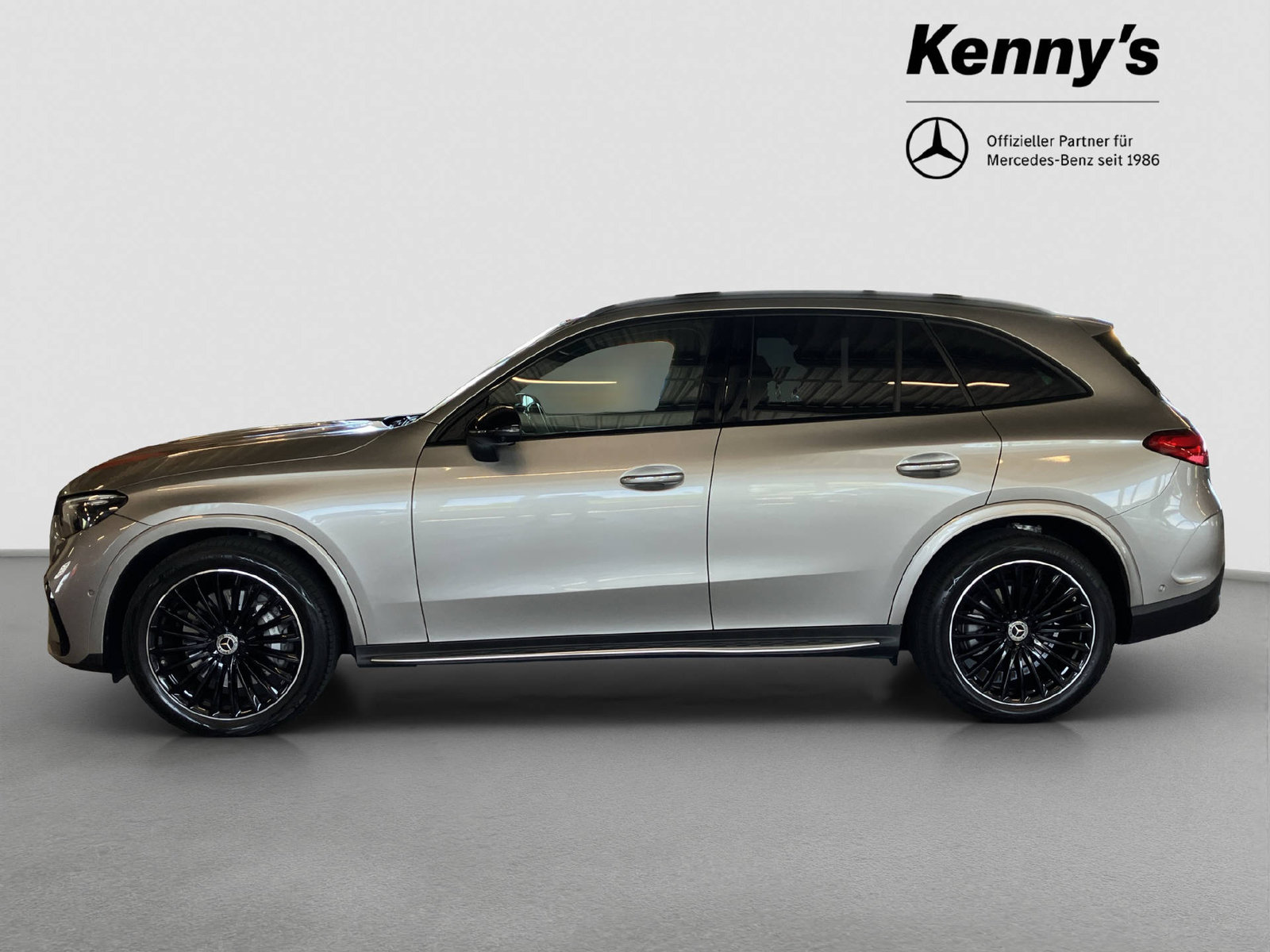 MERCEDES-BENZ GLC 200 AMG Line 4MATIC, Mild-Hybrid Benzin/Elektro, Occasion / Gebraucht, Automatik - 3