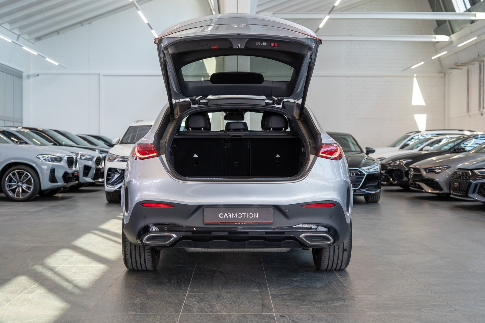 MERCEDES-BENZ GLC 200 AMG Line 4matic Coupé / Facelift / 36, Benzin, Occasion / Gebraucht, Automatik - 7