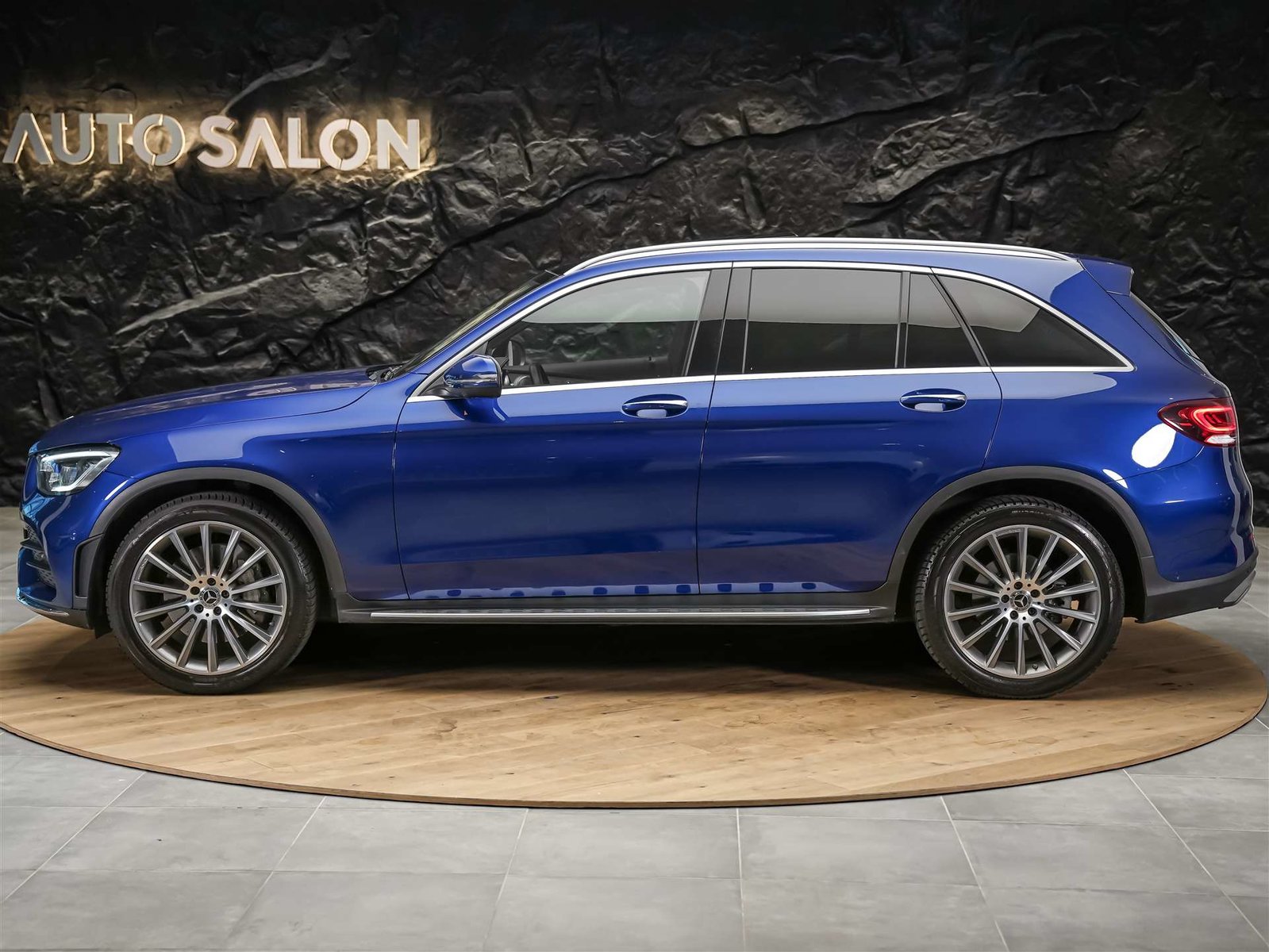 MERCEDES-BENZ GLC 200 AMG Line 4Matic 9G-Tronic *CH Auto*Fac, Petrol, Second hand / Used, Automatic - 3