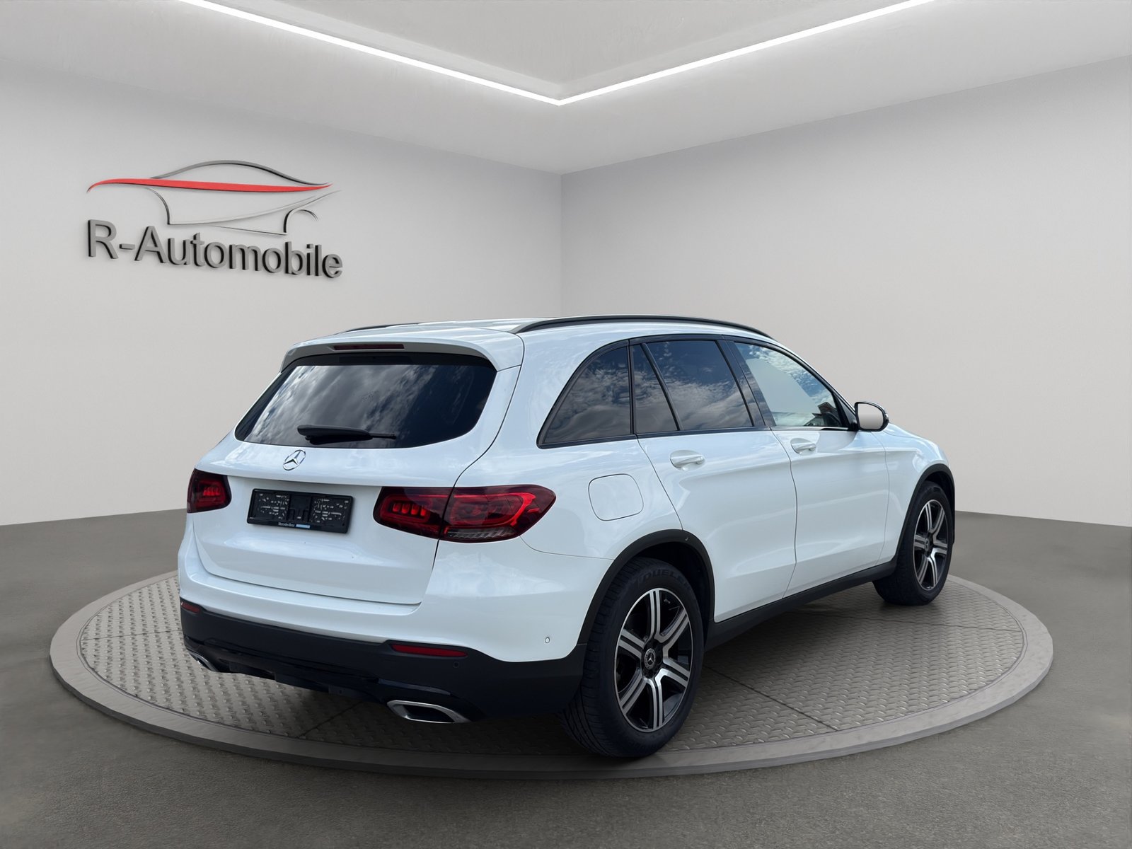 MERCEDES-BENZ GLC 200 4Matic 9G-Tronic, Mild-Hybrid Petrol/Electric, Second hand / Used, Automatic - 5