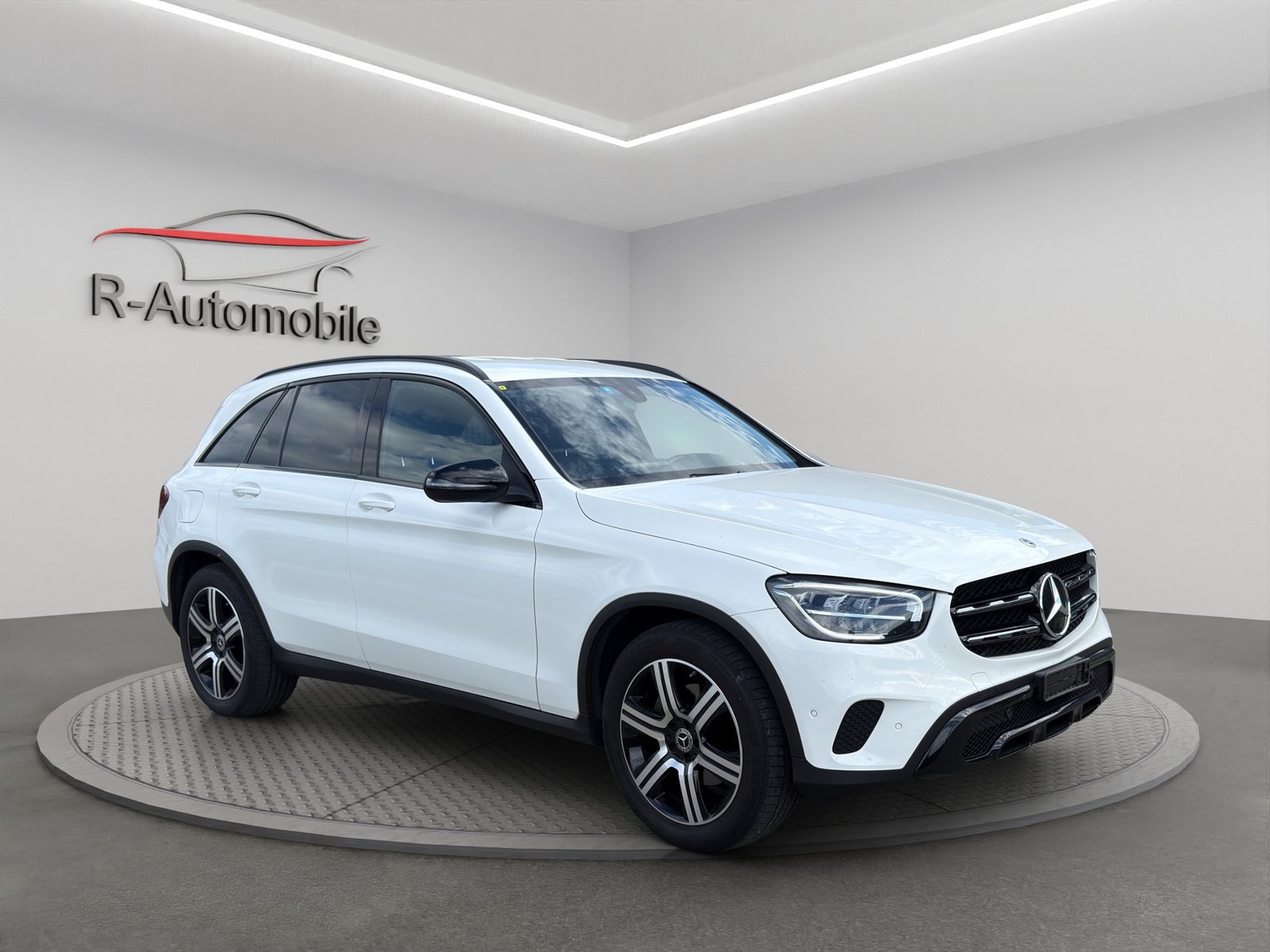 MERCEDES-BENZ GLC 200 4Matic 9G-Tronic, Mild-Hybrid Petrol/Electric, Second hand / Used, Automatic - 7