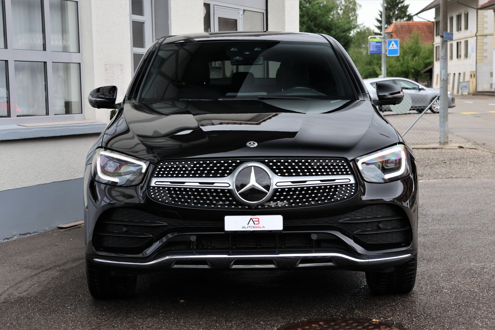 MERCEDES-BENZ GLC Coupé 200 AMG Line 4Matic 9G-Tronic, Mild-Hybrid Petrol/Electric, Second hand / Used, Automatic - 2