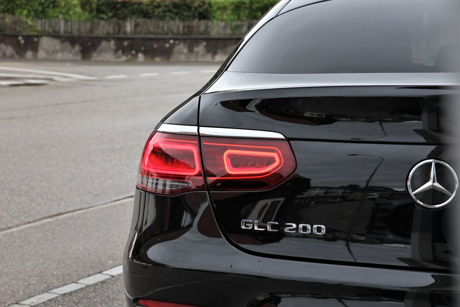 MERCEDES-BENZ GLC Coupé 200 AMG Line 4Matic 9G-Tronic, Mild-Hybrid Petrol/Electric, Second hand / Used, Automatic - 6